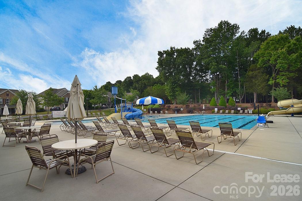 1445 Overlea Place Property Photo 42