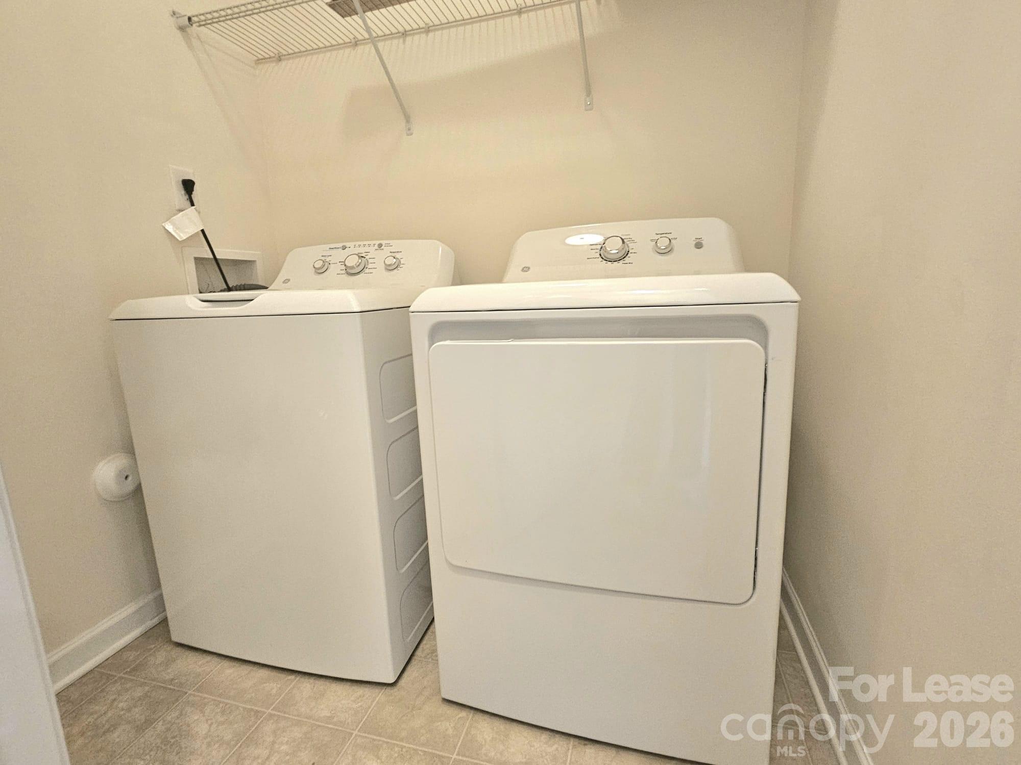 2530 Madeline Meadow Drive Property Photo 7