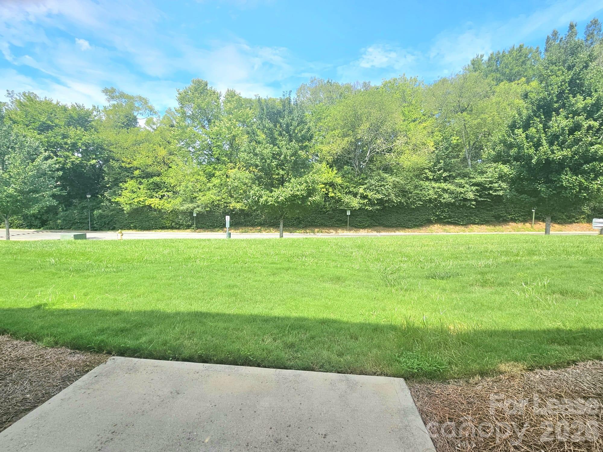 2530 Madeline Meadow Drive Property Photo 16