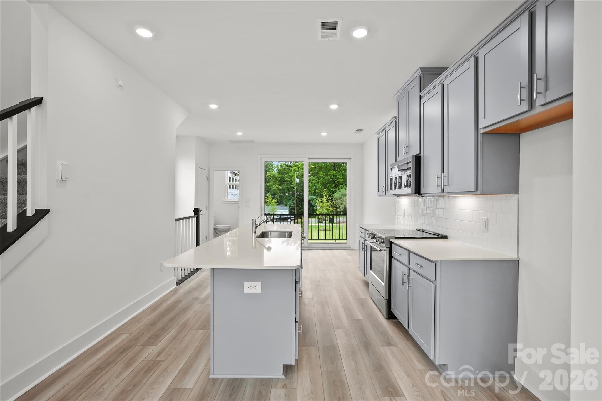 1017 Revival Row Property Photo 7