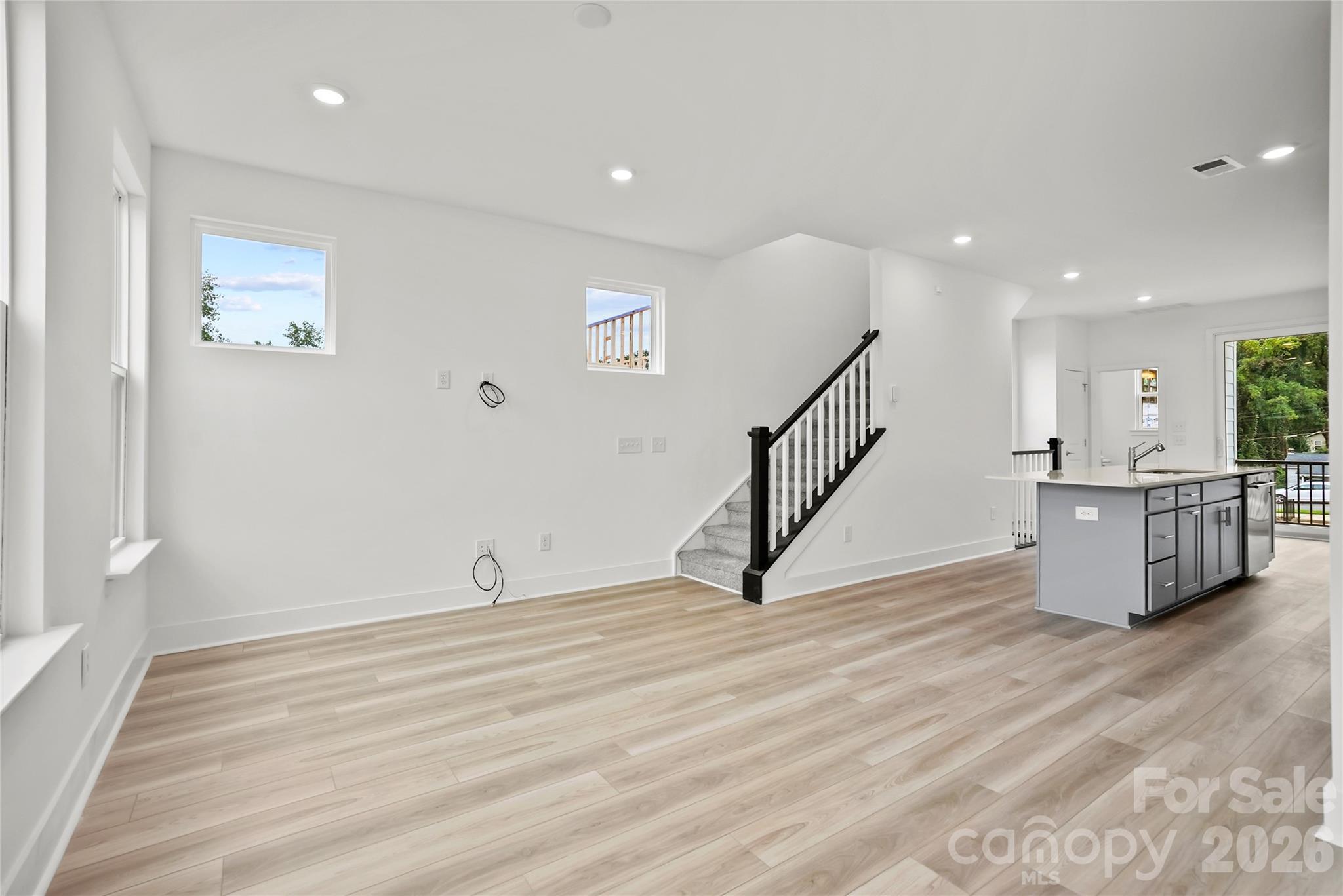 1017 Revival Row Property Photo 11