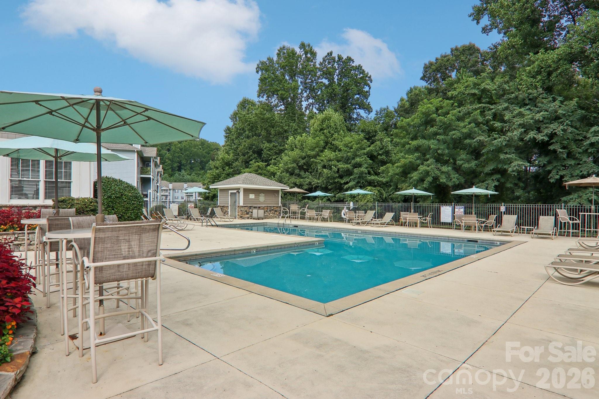 100 Vista Lake Drive 2 Property Photo 39