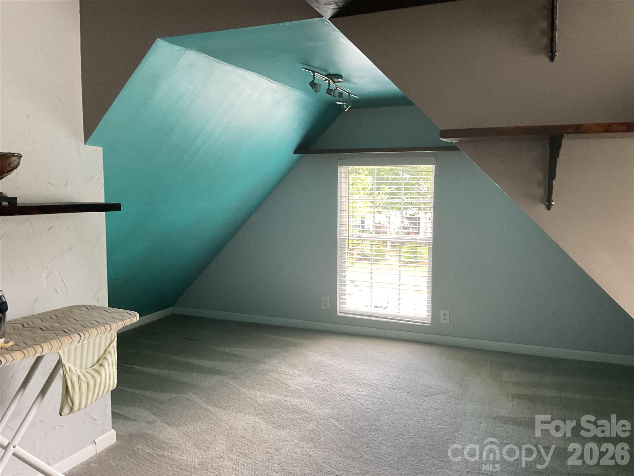 935 Wind Carved Lane Property Photo 19