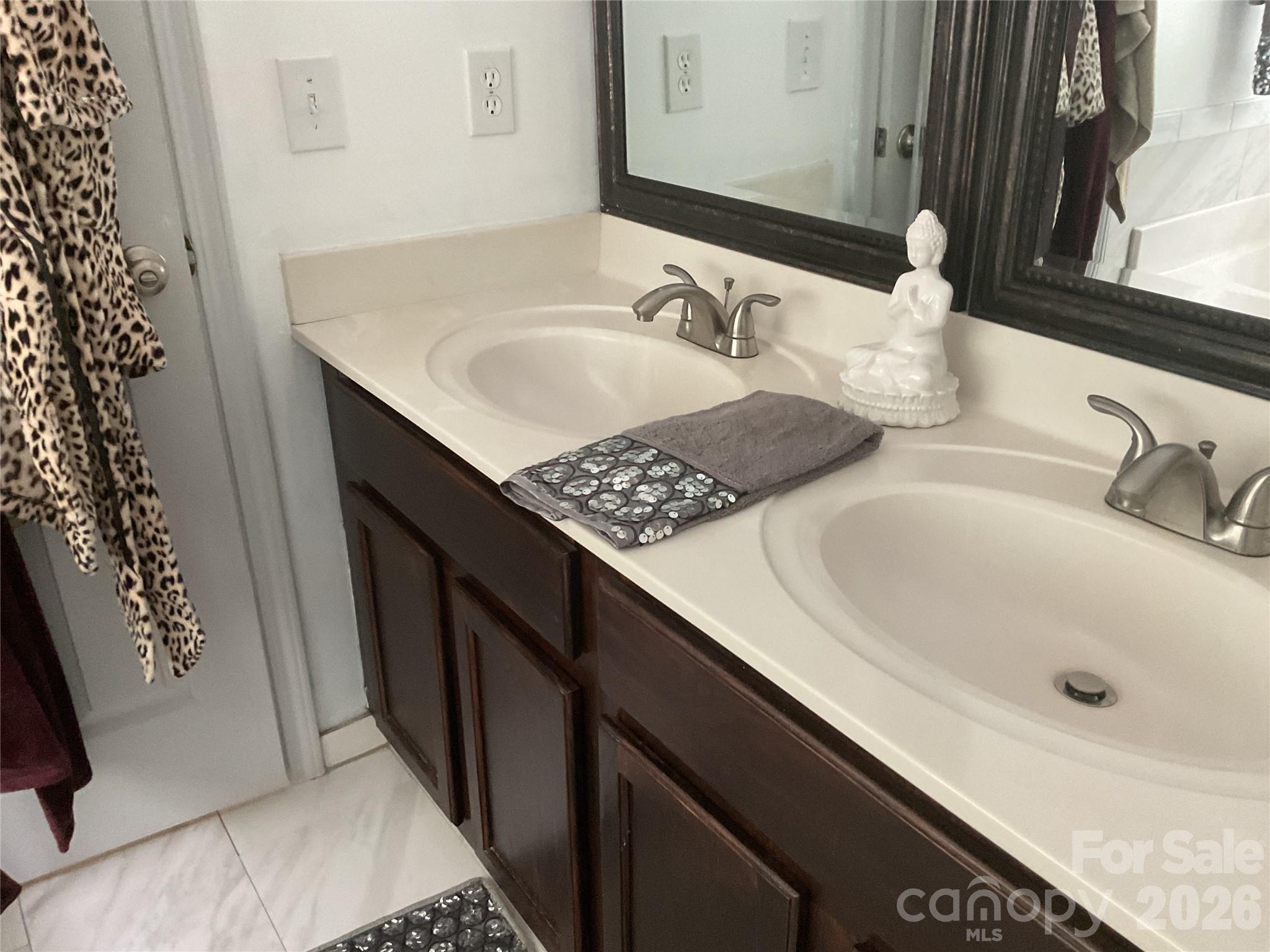 935 Wind Carved Lane Property Photo 30