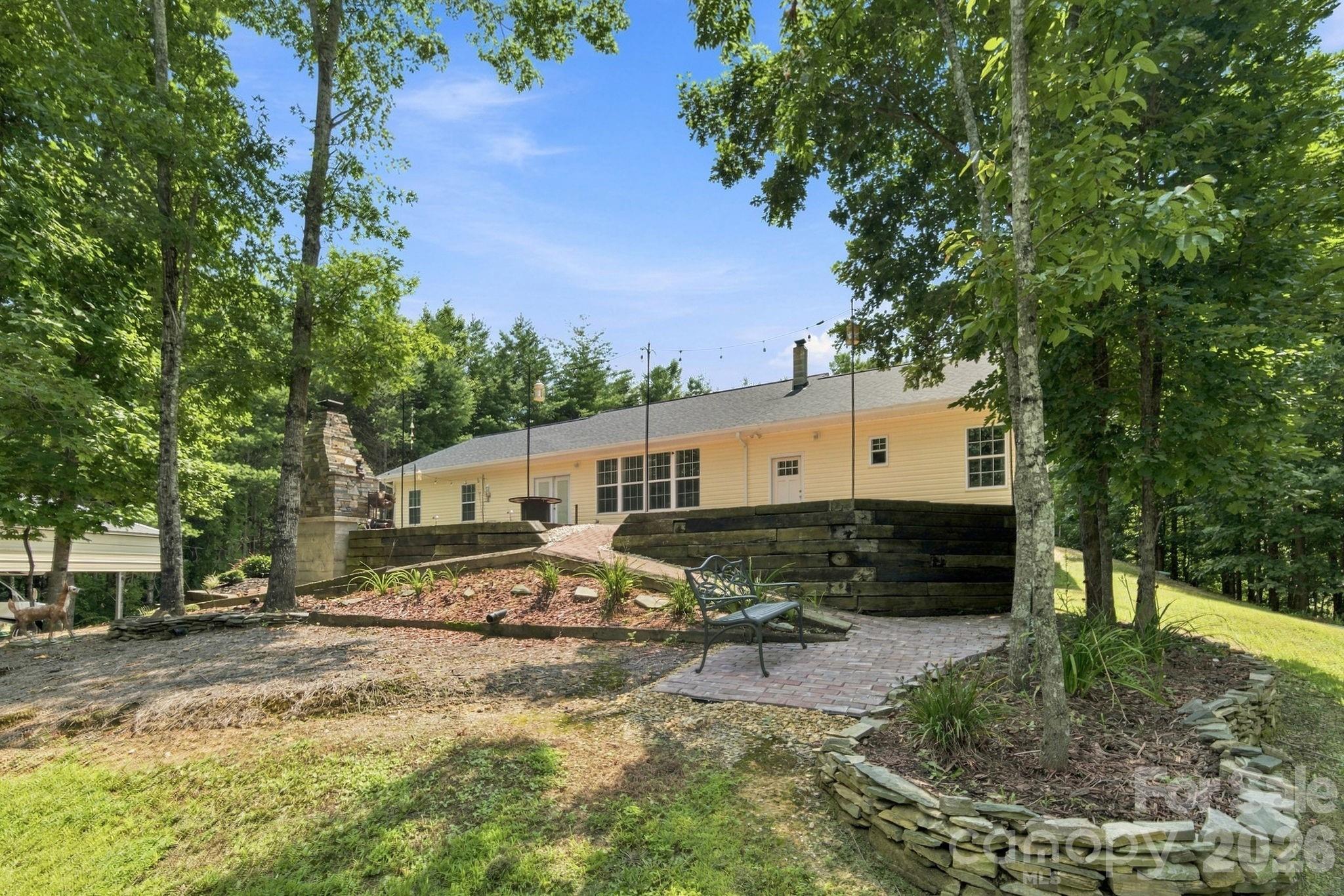 295 Idlewood Drive Property Photo 4