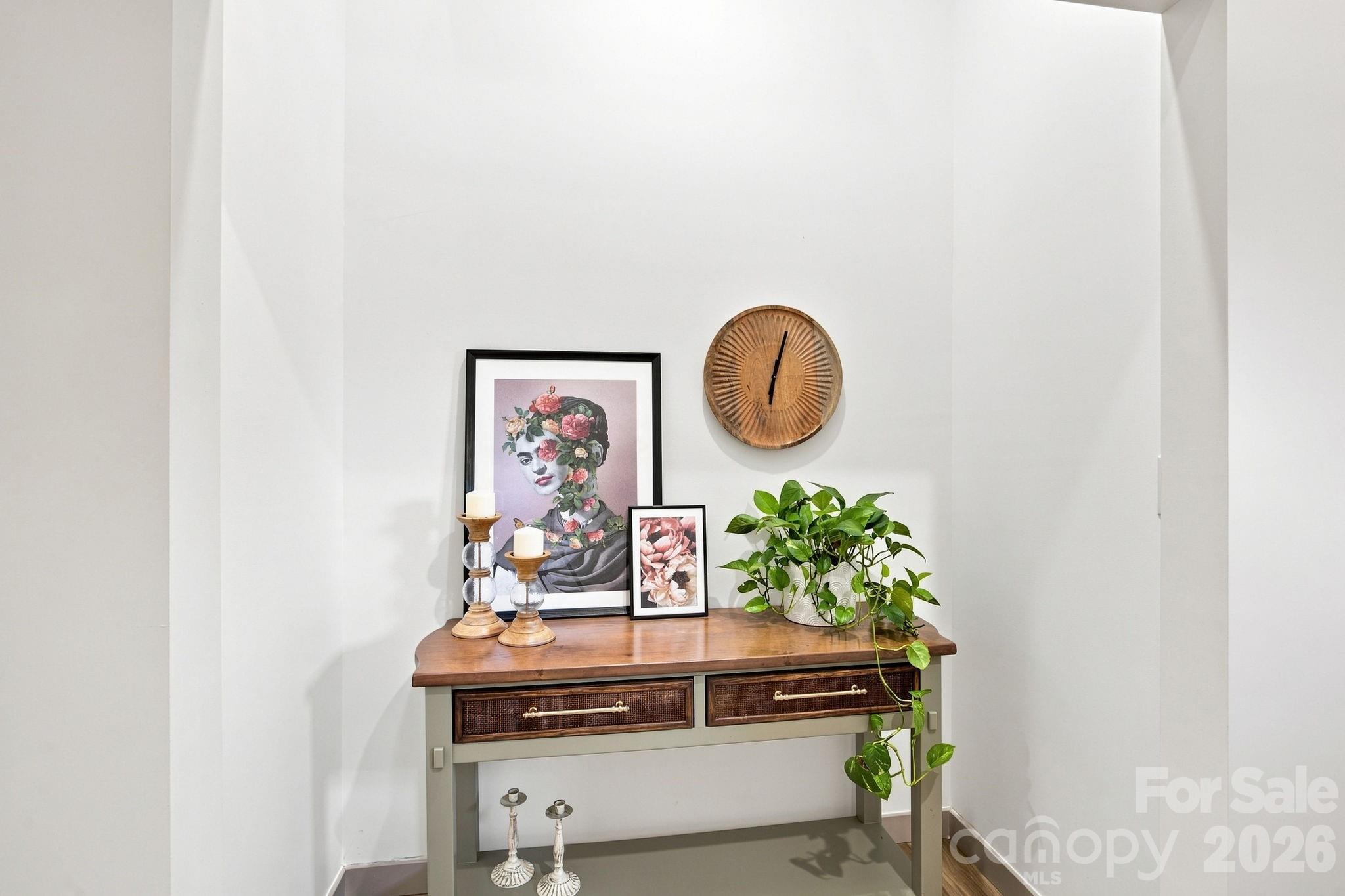 325 Lincoln Street 1/unit A Property Photo 6