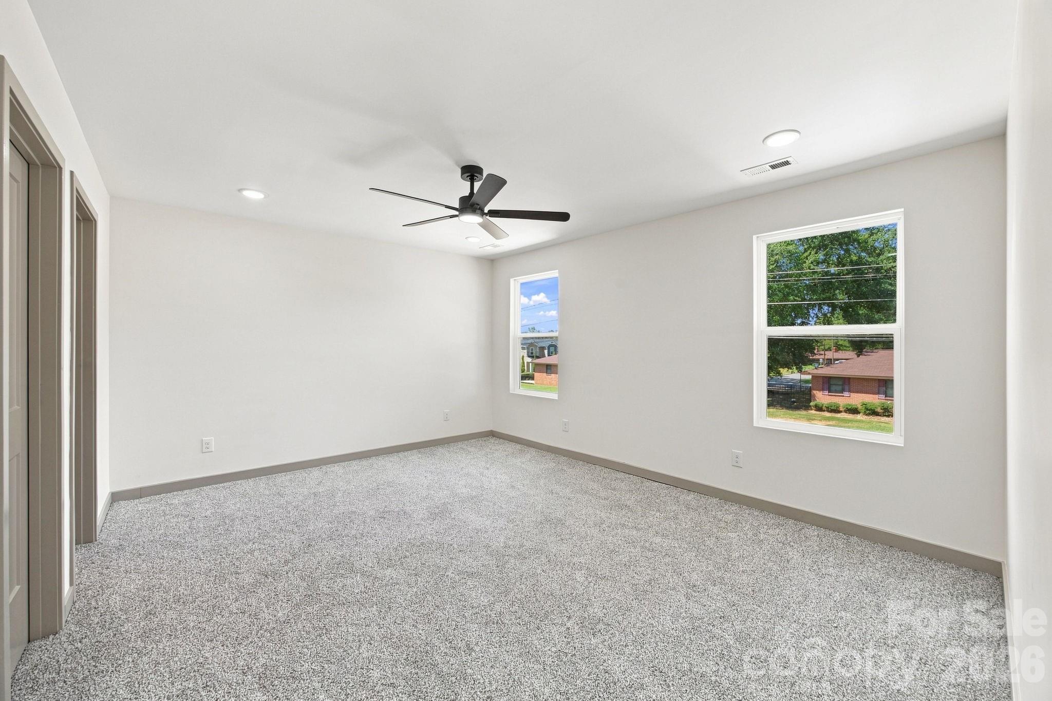 325 Lincoln Street 1/unit A Property Photo 20