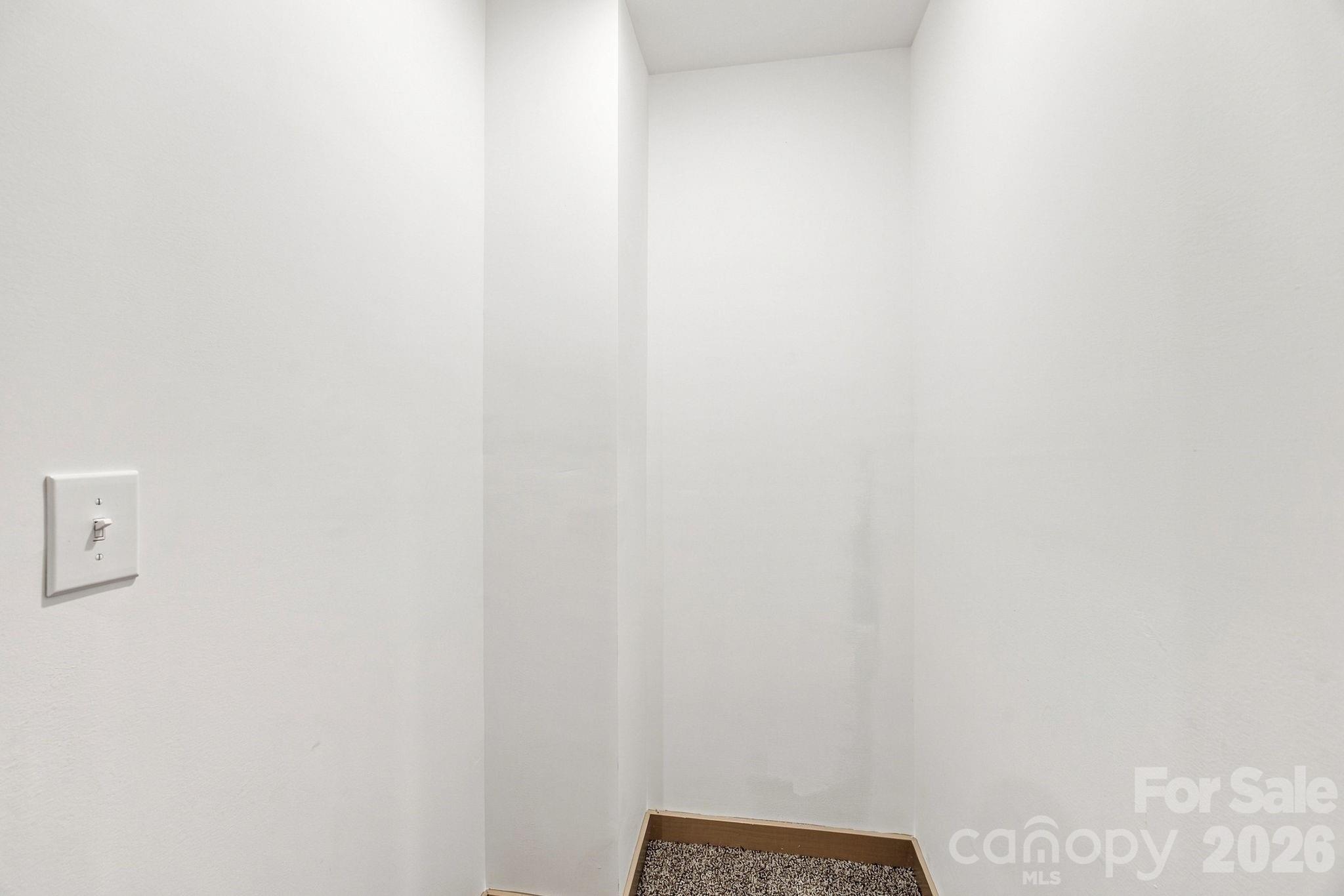 325 Lincoln Street 1/unit A Property Photo 27