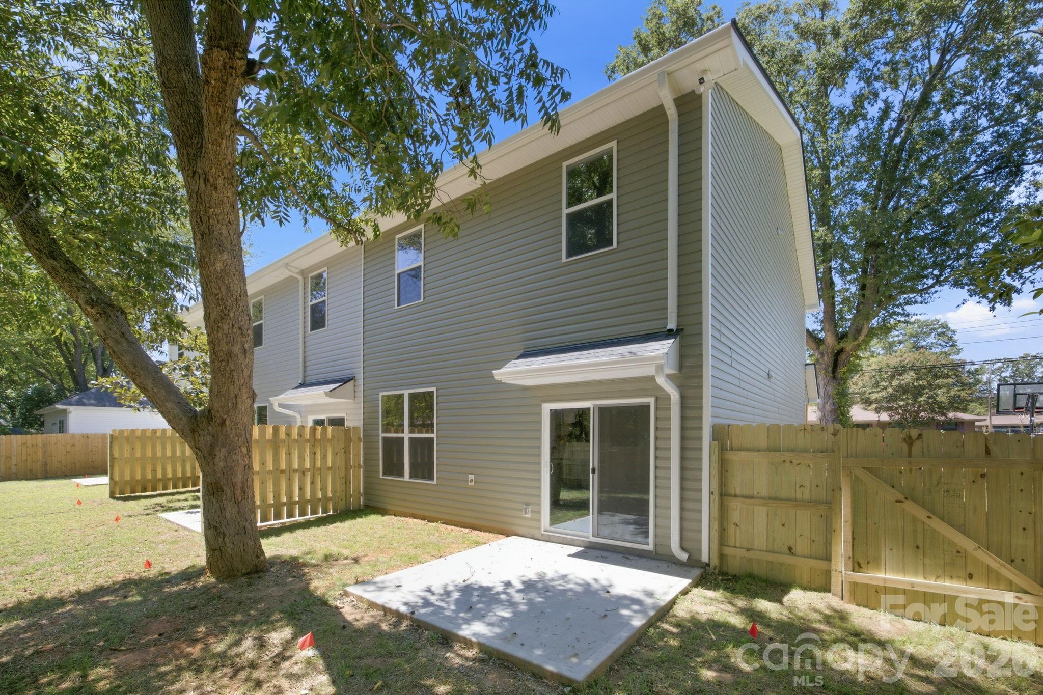 325 Lincoln Street 1/unit A Property Photo 35