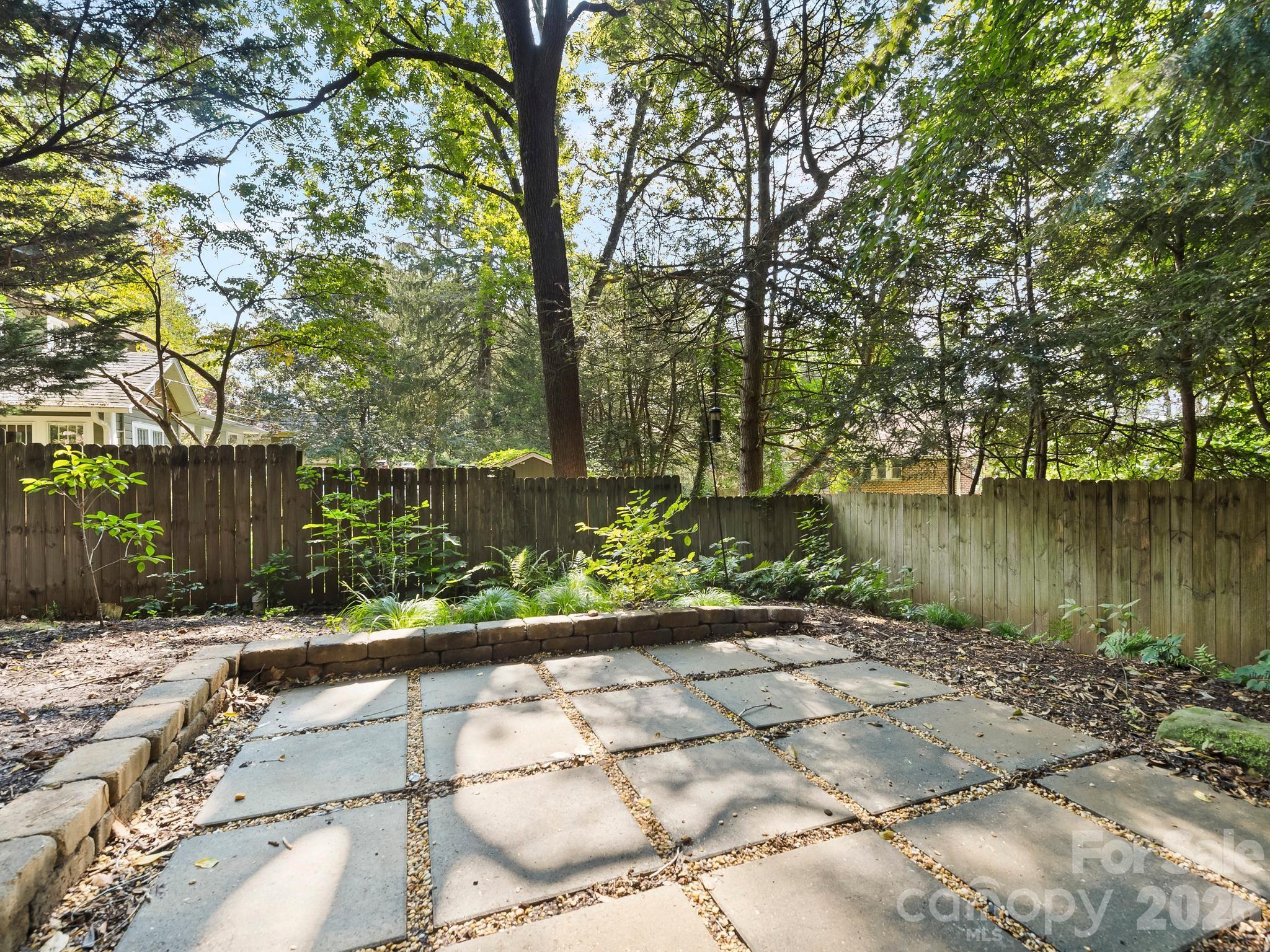 56 Harvard Place Property Photo 31