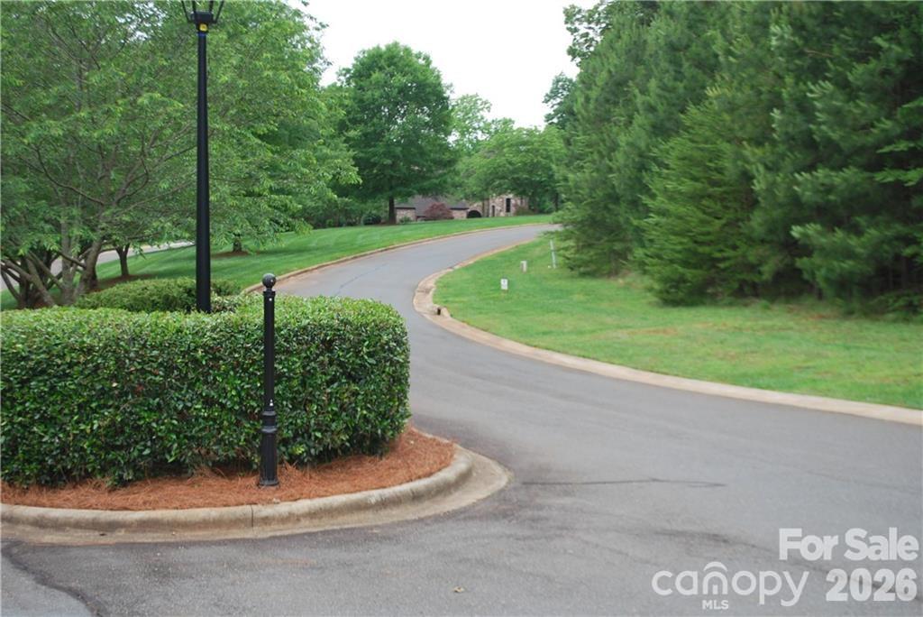 3225 Ashwood Park Drive 279 Property Photo 4