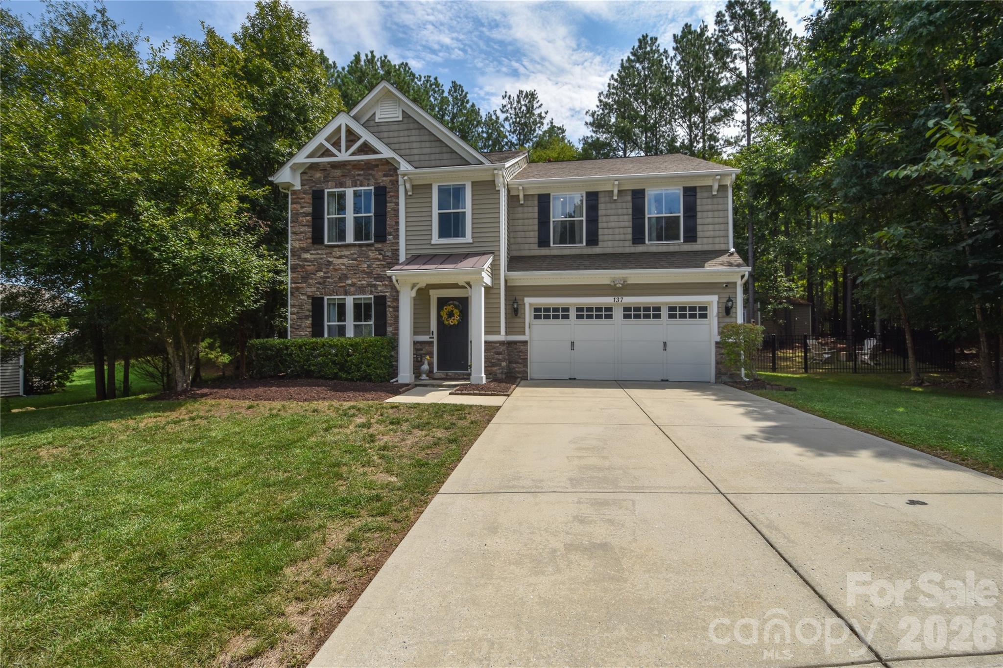 137 Poplin Place Property Photo 1