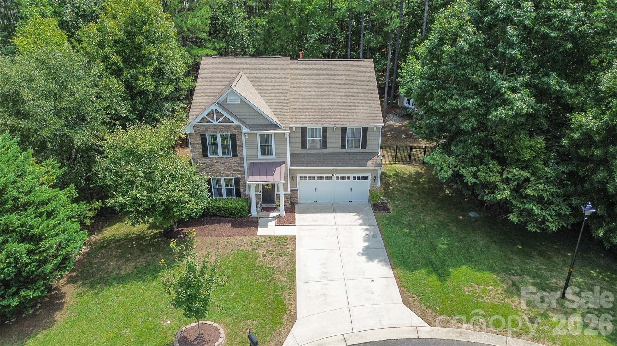 137 Poplin Place Property Photo 2