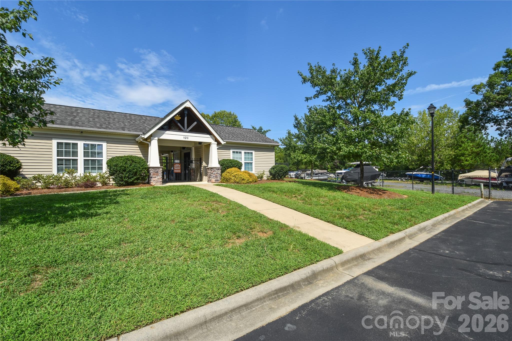 137 Poplin Place Property Photo 41