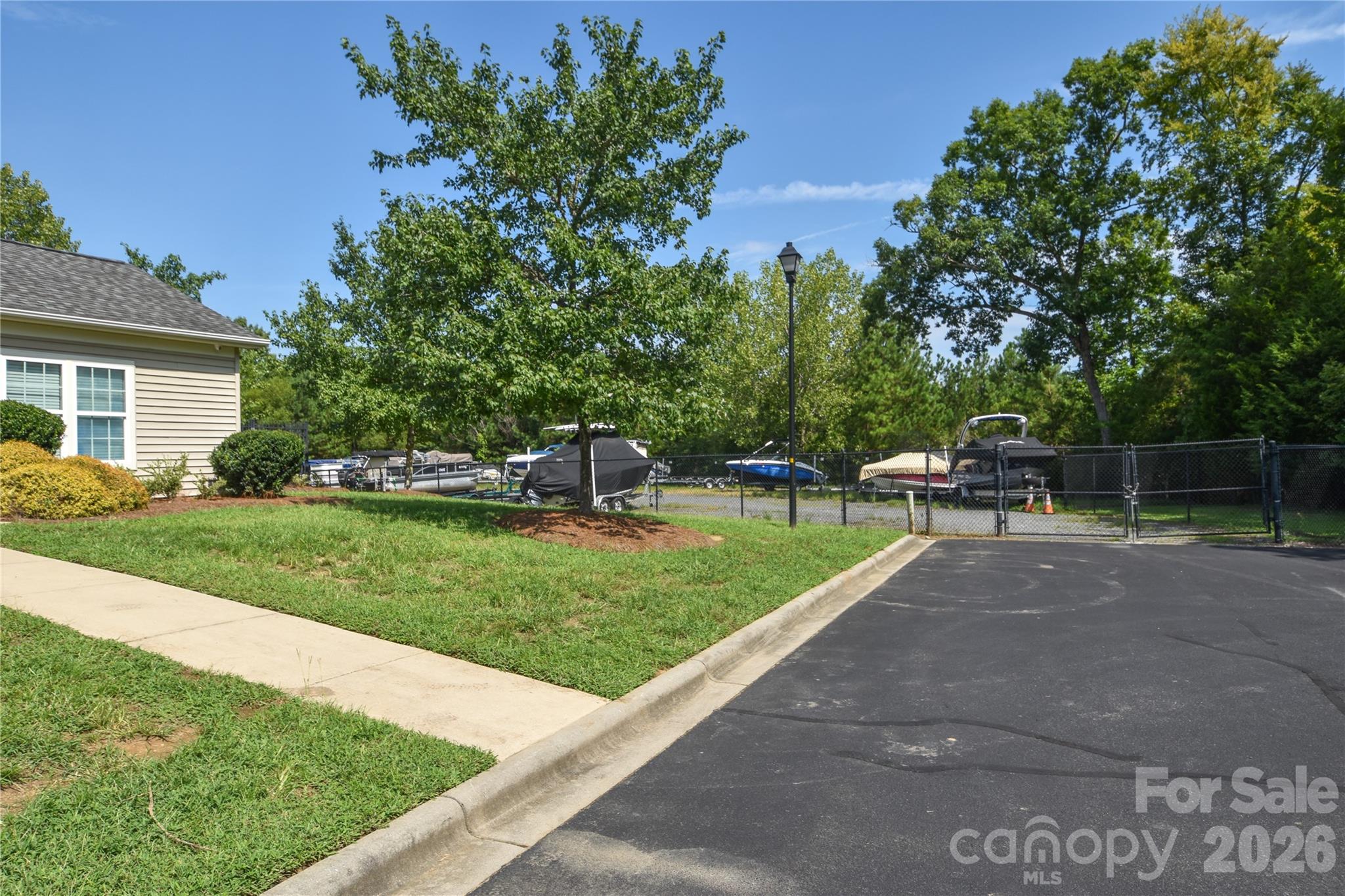 137 Poplin Place Property Photo 44