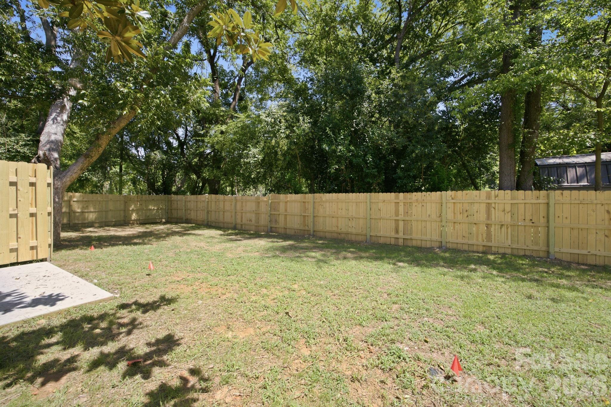 325 Lincoln Street 2/unit B Property Photo 6