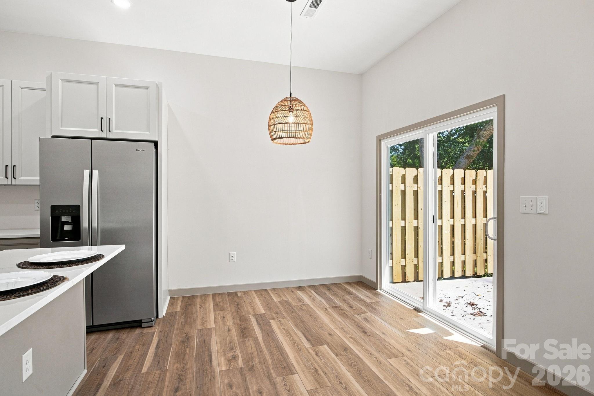 325 Lincoln Street 2/unit B Property Photo 15