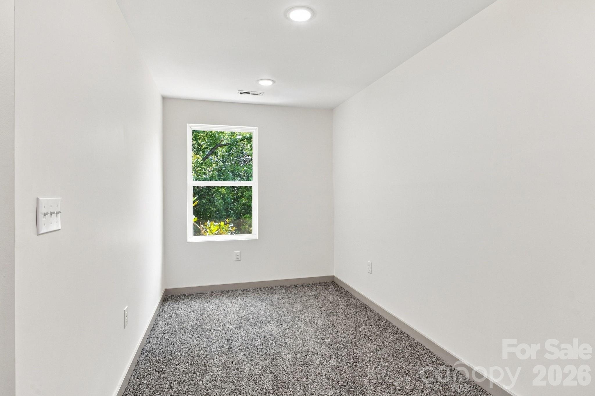 325 Lincoln Street 2/unit B Property Photo 19