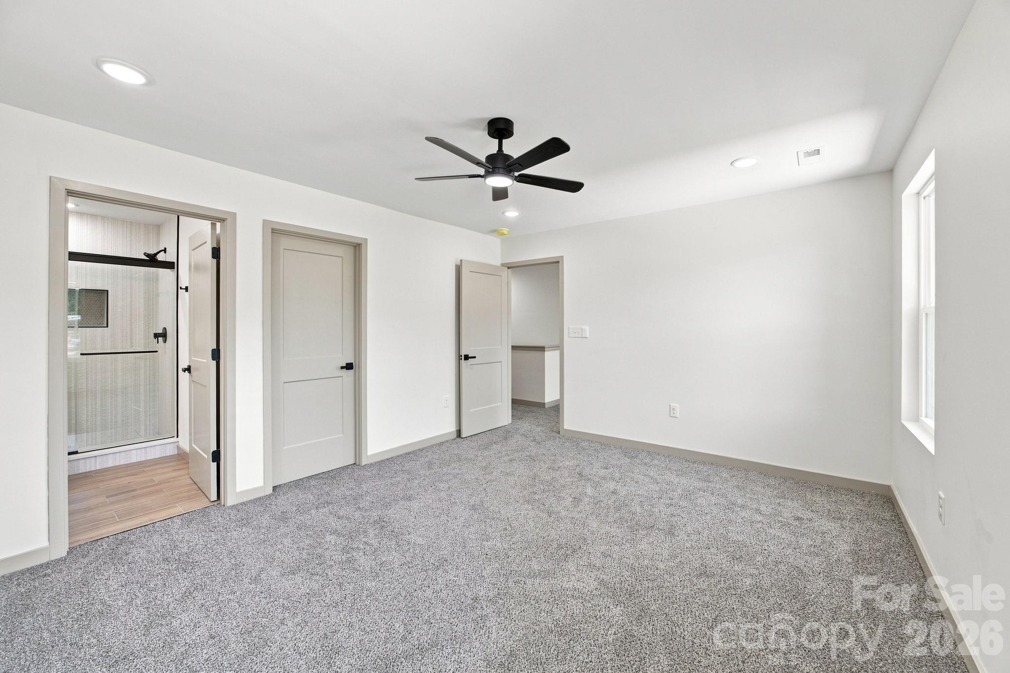 325 Lincoln Street 2/unit B Property Photo 23