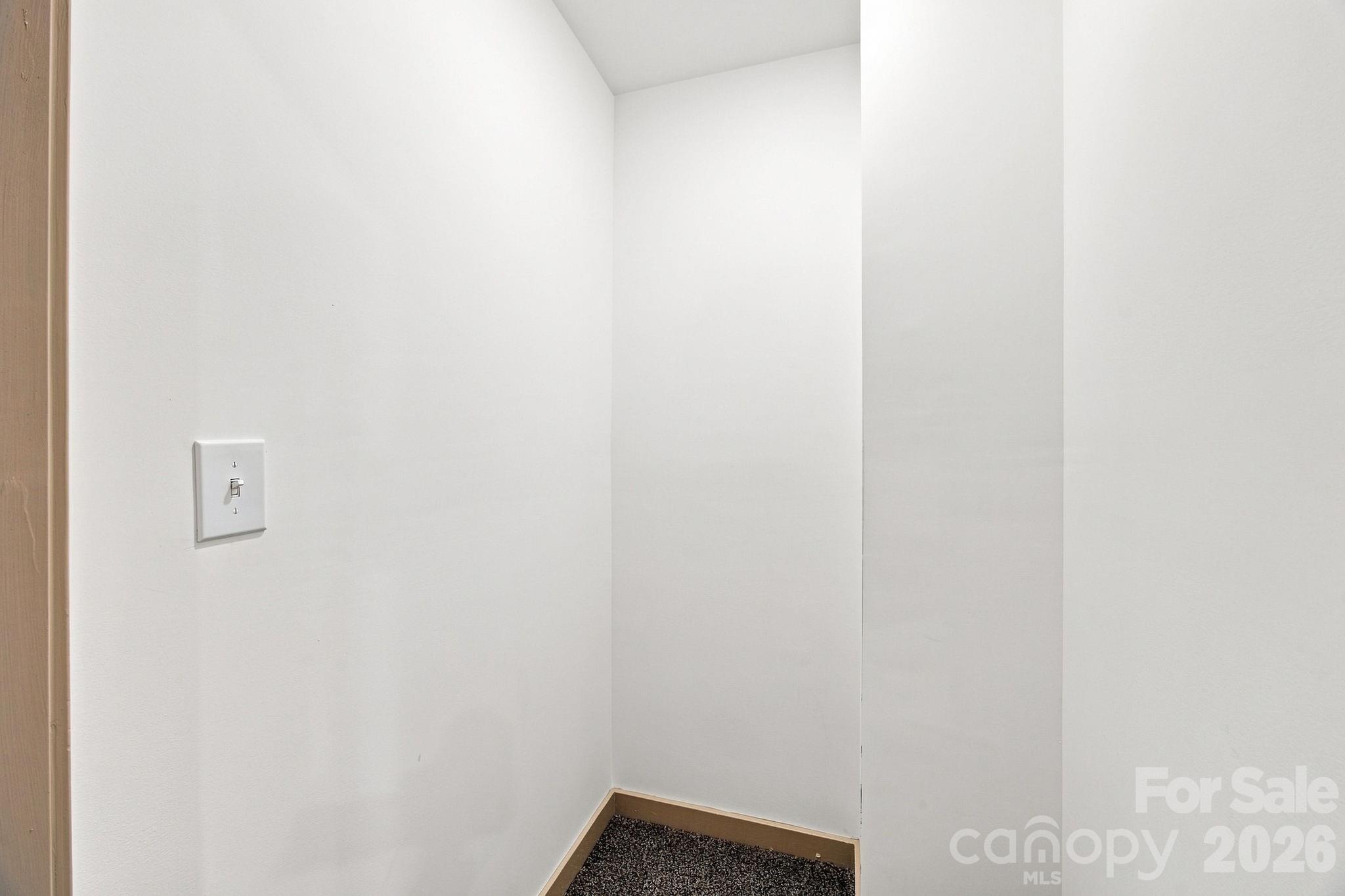 325 Lincoln Street 2/unit B Property Photo 33