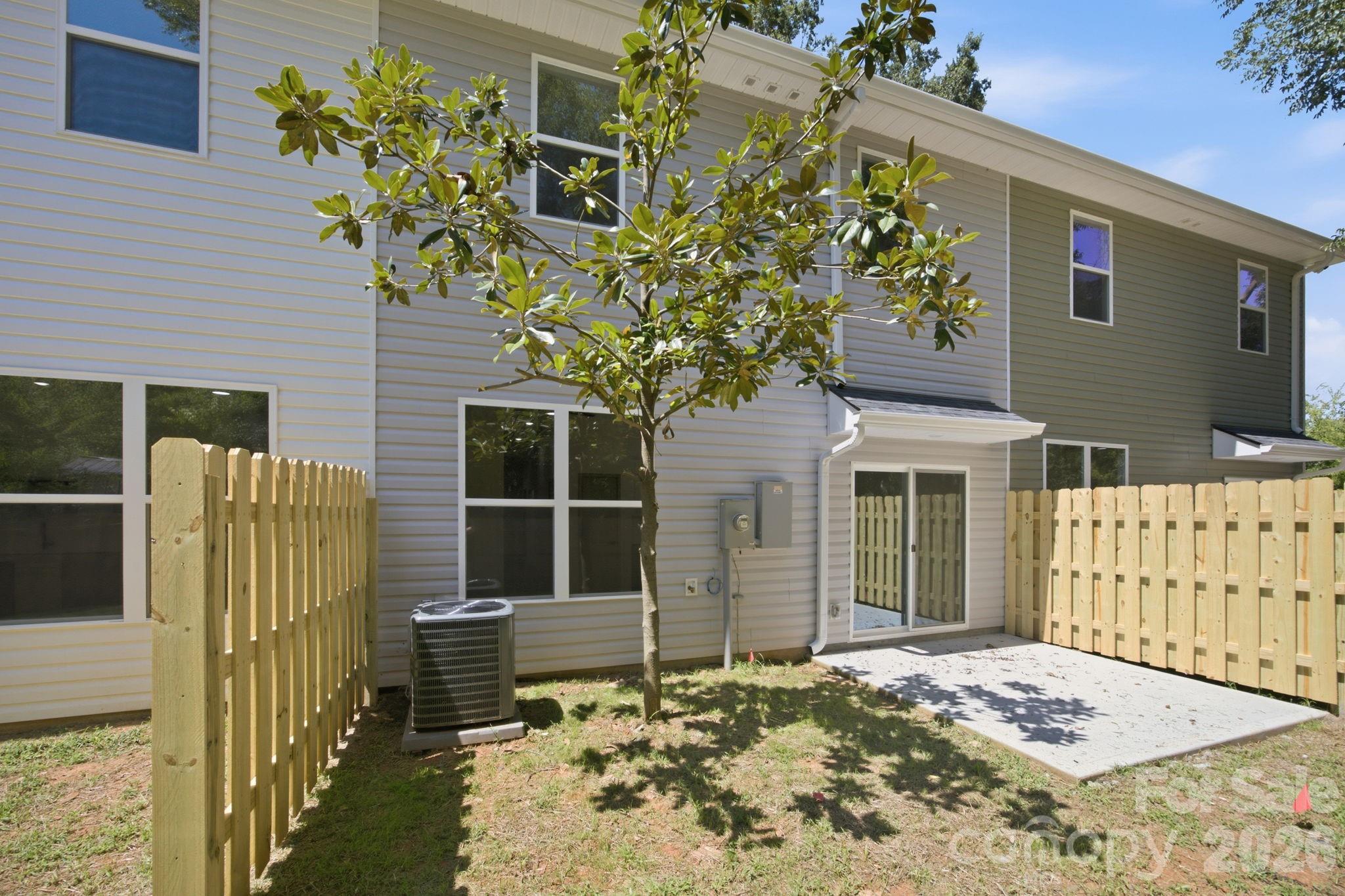 325 Lincoln Street 2/unit B Property Photo 35