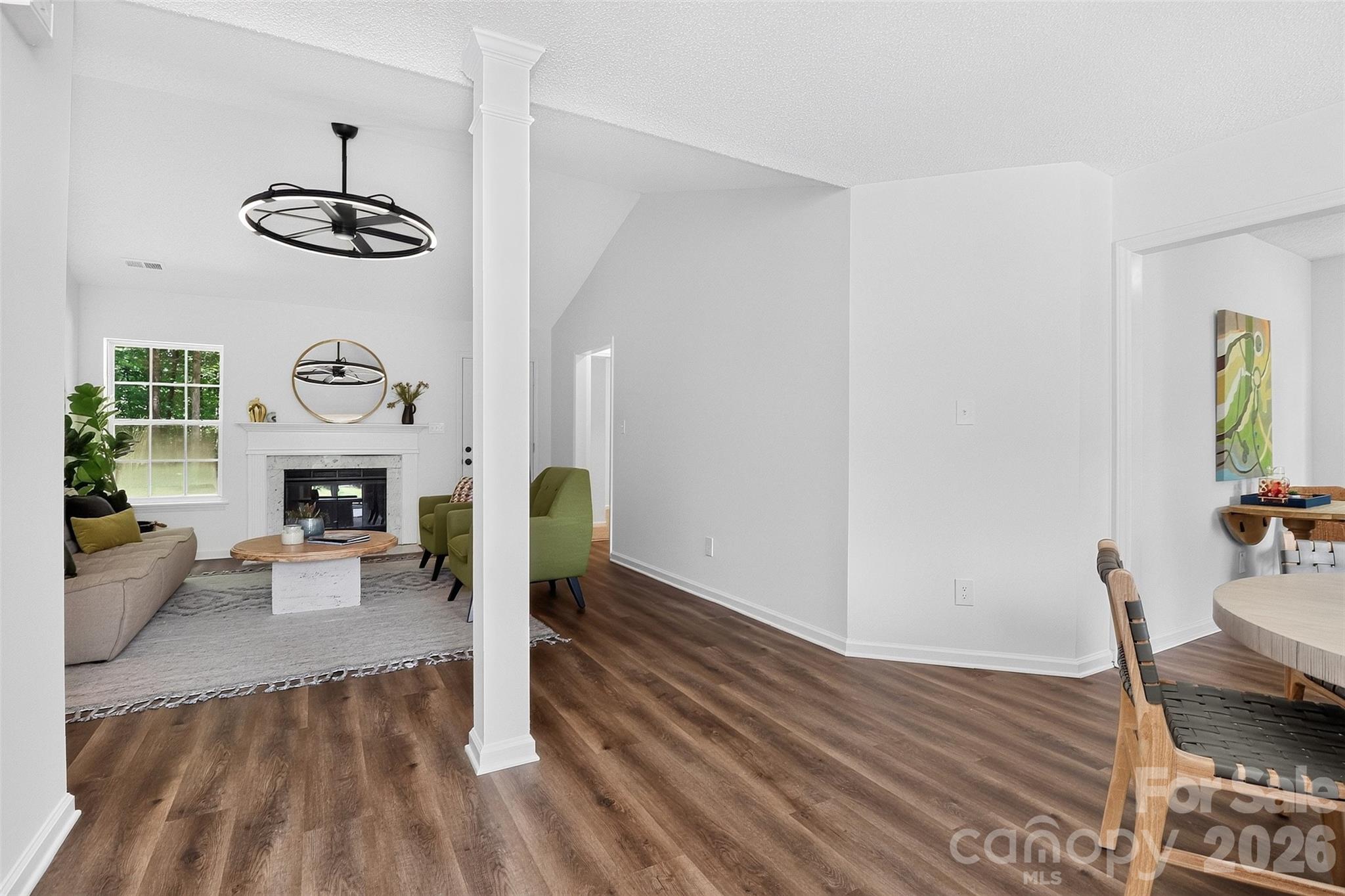 5800 Pennycross Lane Property Photo 6