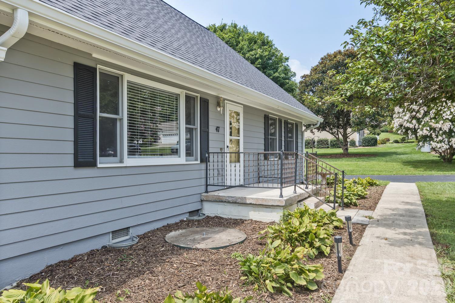 47 Cane Creek Circle Property Photo 3