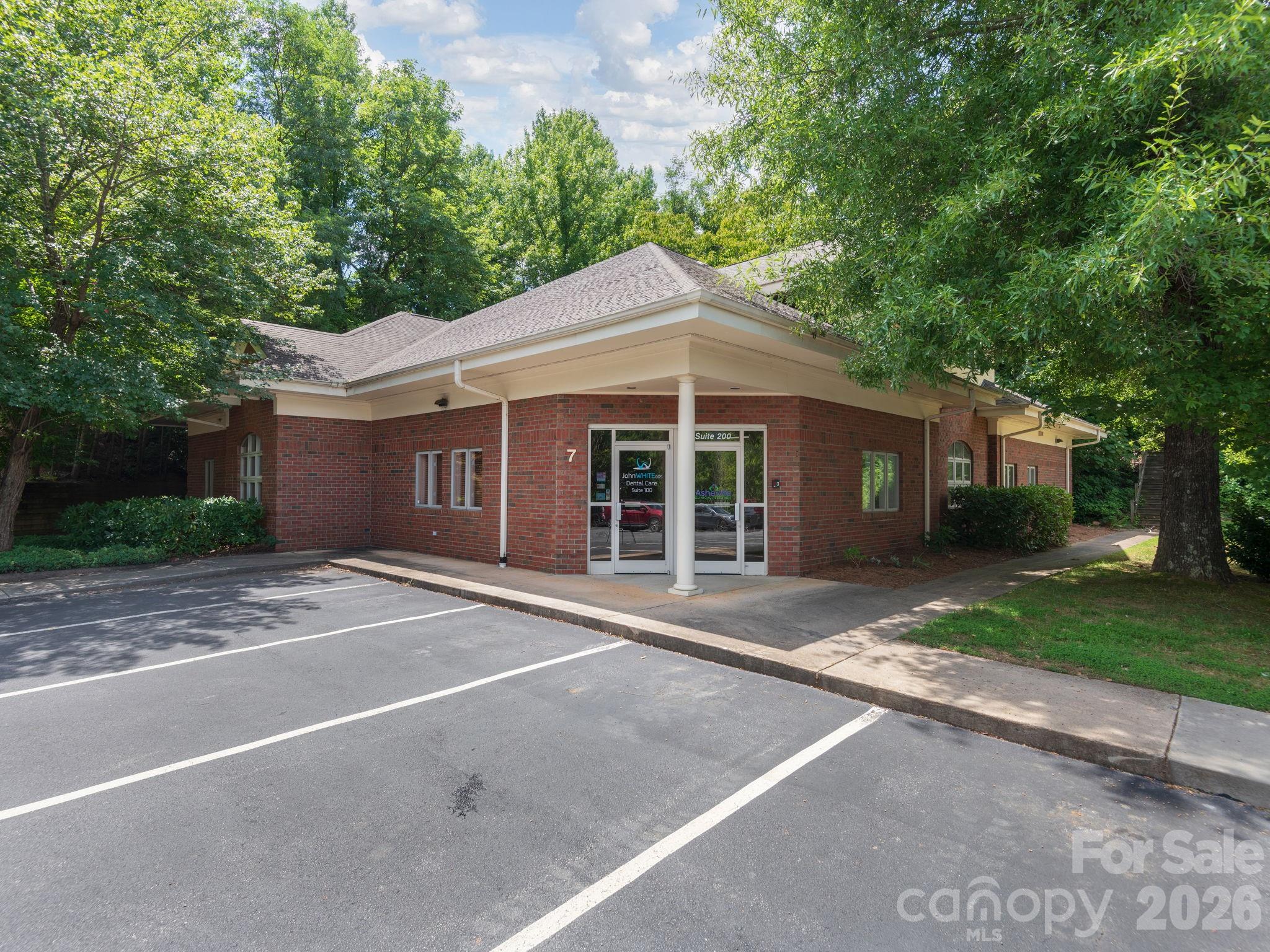 7 Walden Ridge Drive 200 Property Photo 1