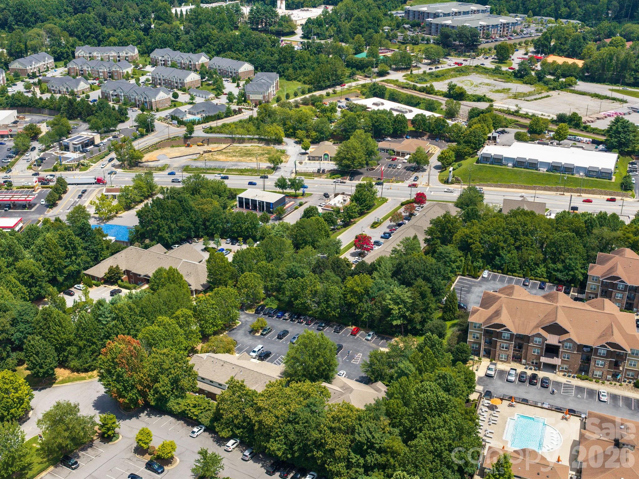7 Walden Ridge Drive 200 Property Photo 14