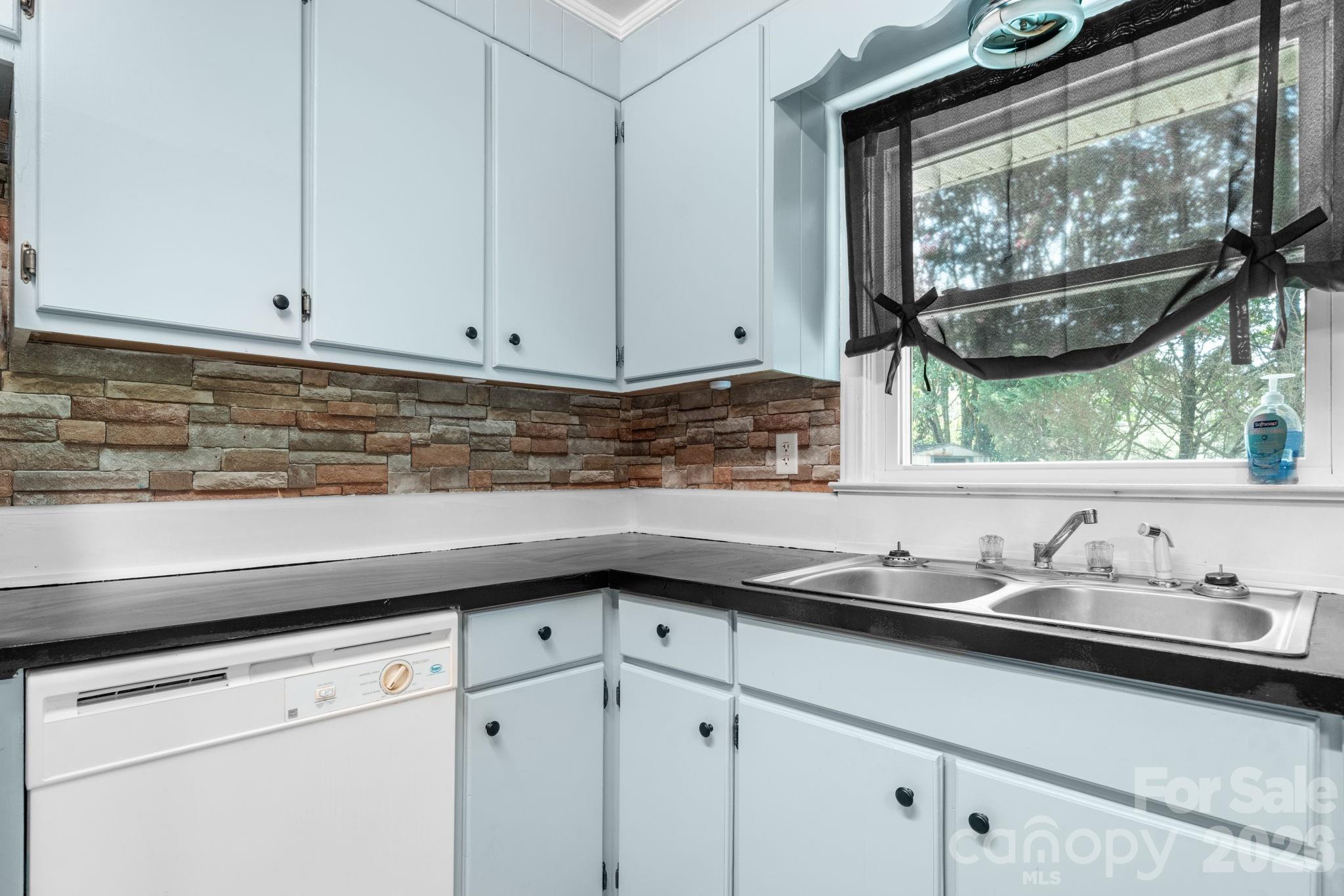 296 Pine Mountain Road Property Photo 8