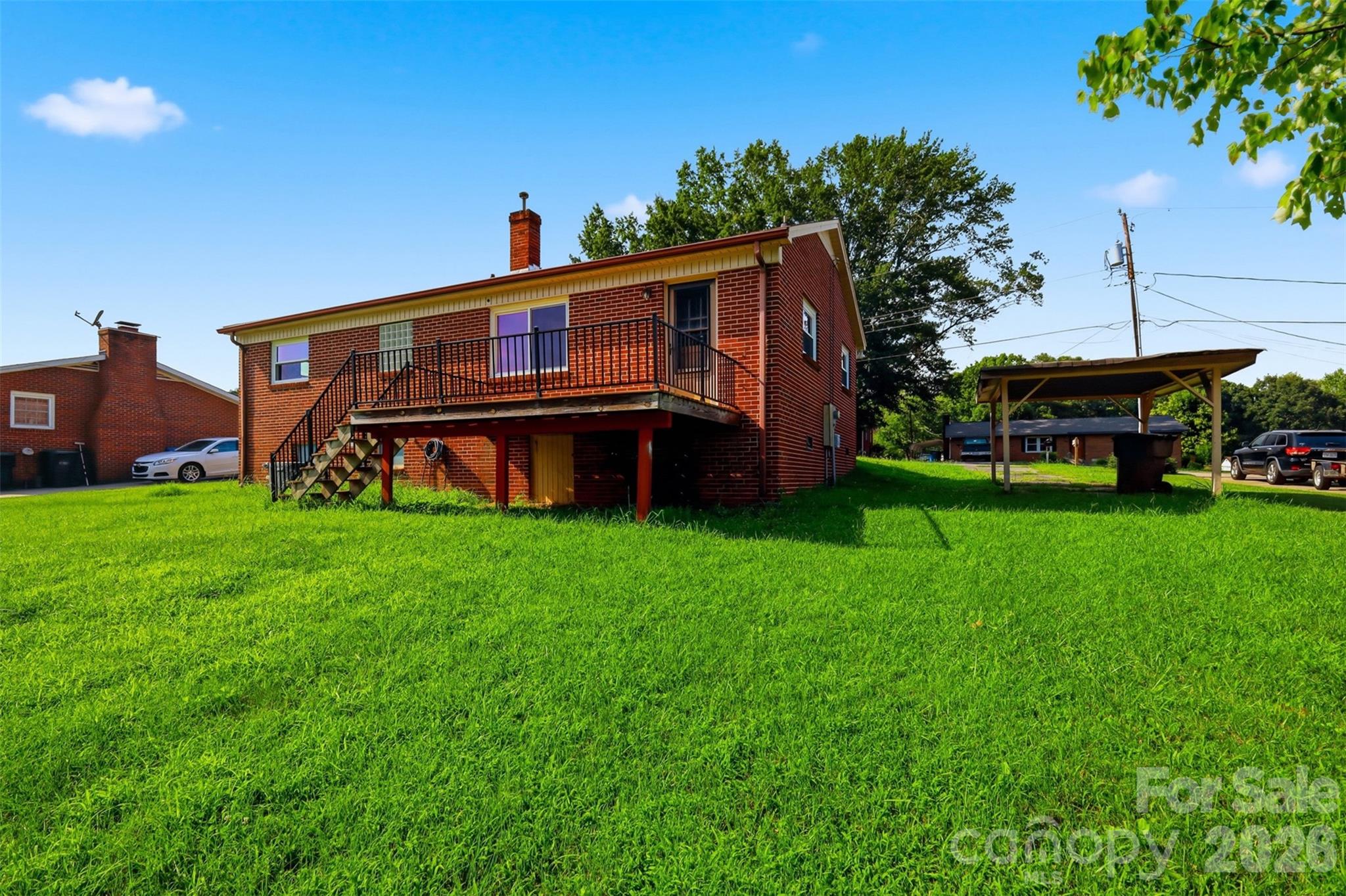 2262 9th Avenue Drive Property Photo 8