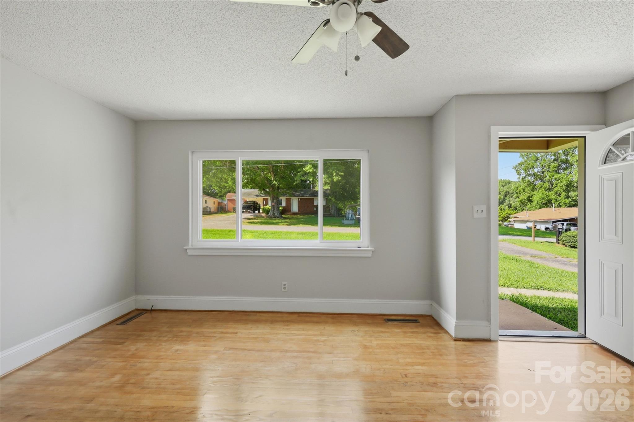 2262 9th Avenue Drive Property Photo 15