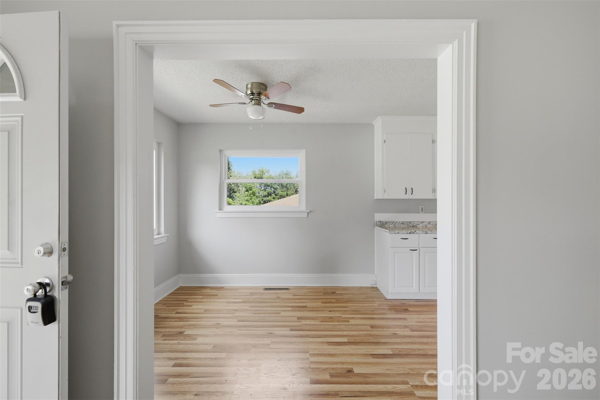 2262 9th Avenue Drive Property Photo 16