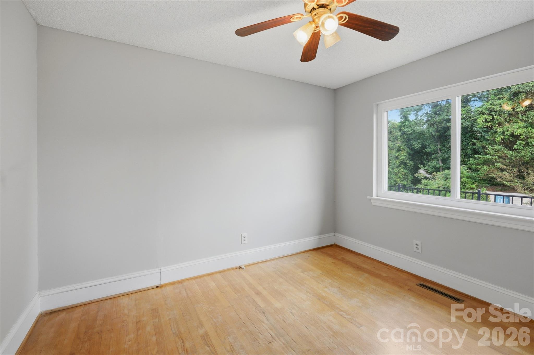 2262 9th Avenue Drive Property Photo 21