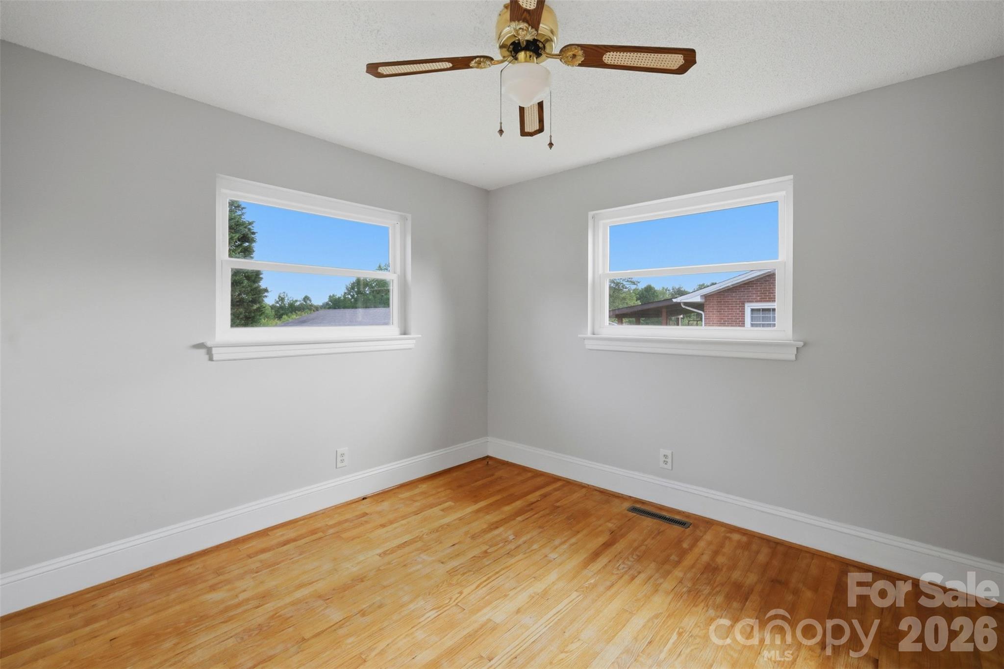 2262 9th Avenue Drive Property Photo 33