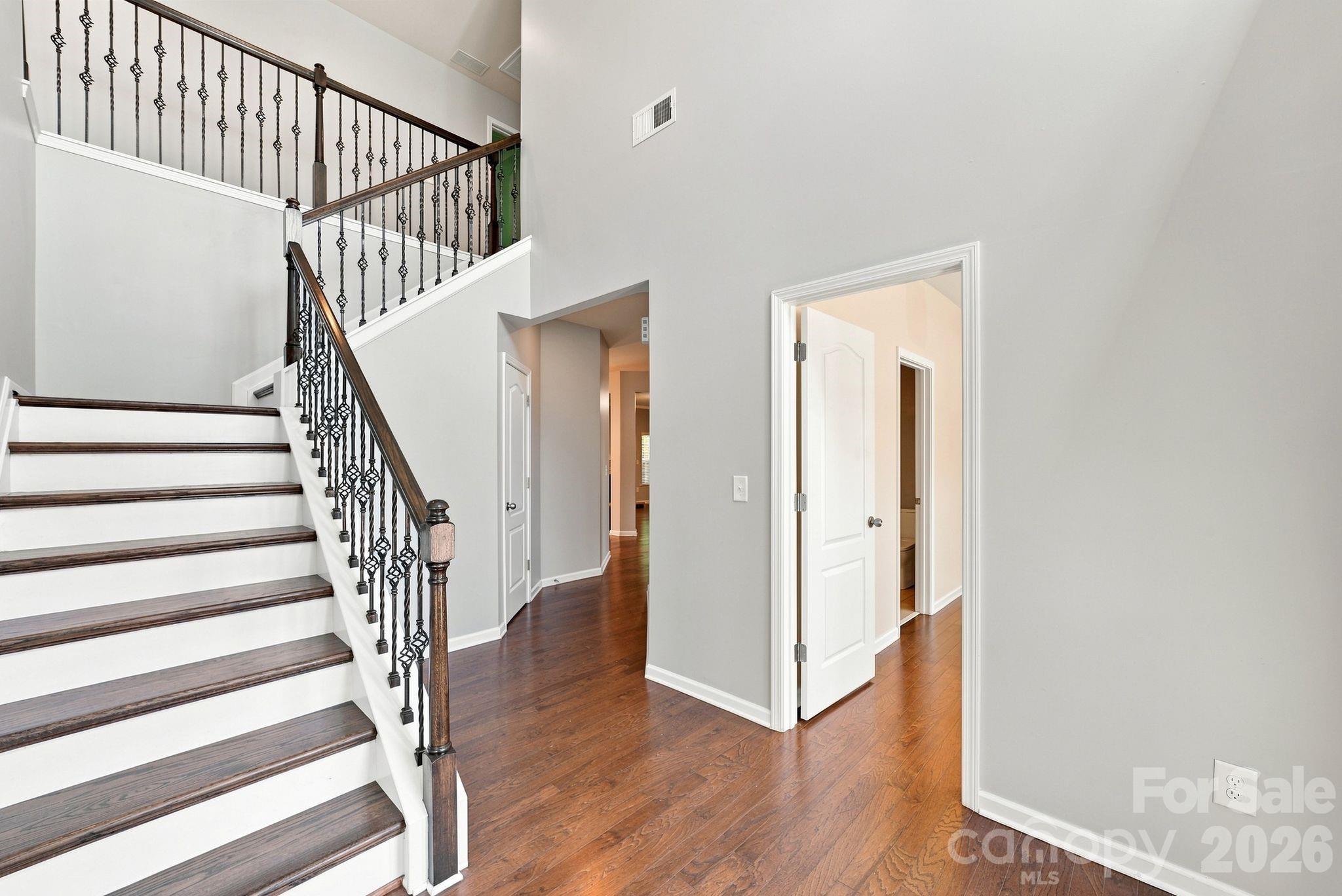 4852 Pepper Drive Property Photo 4