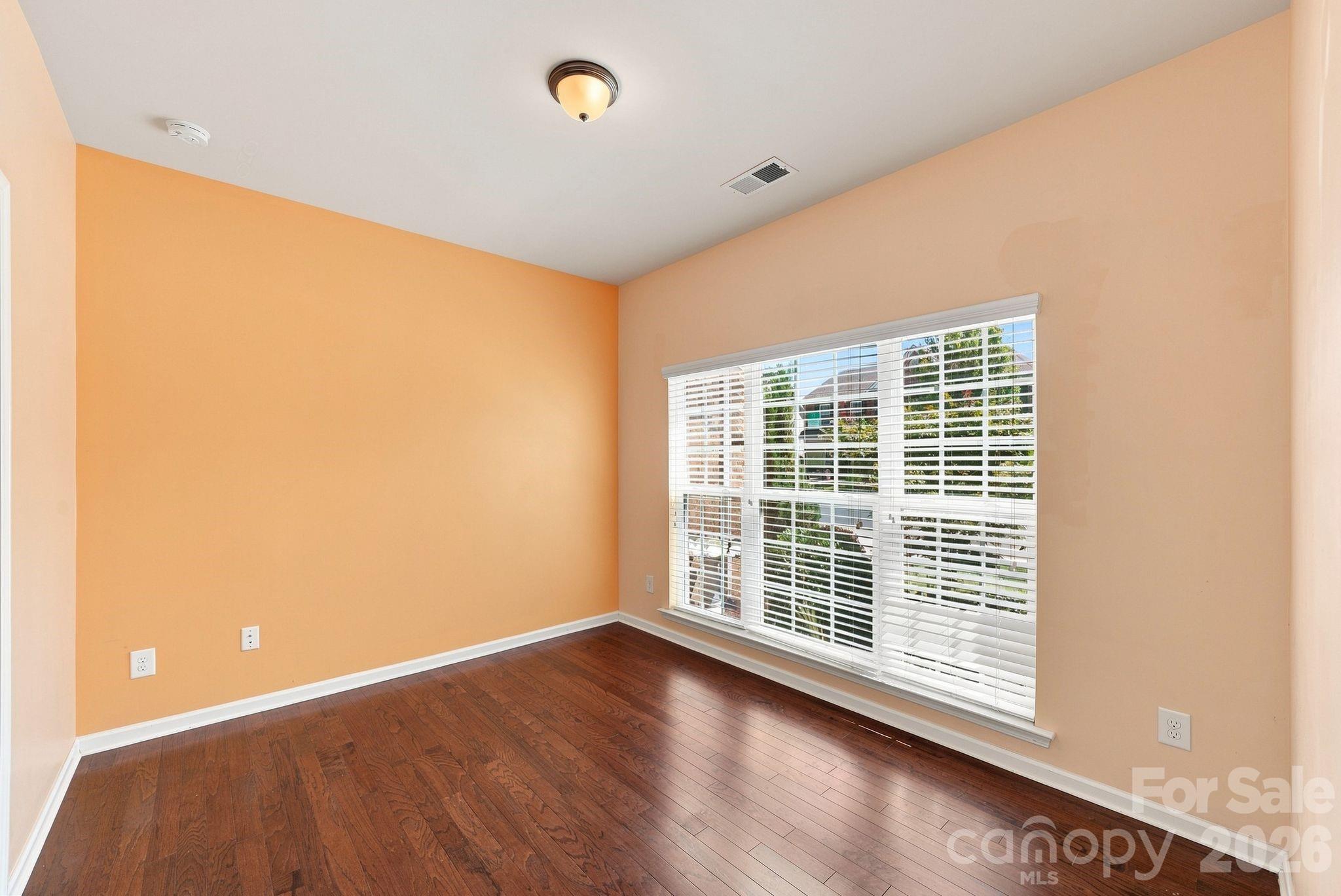 4852 Pepper Drive Property Photo 5