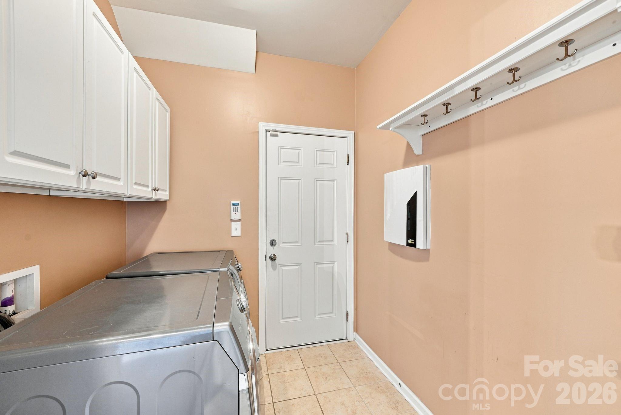 4852 Pepper Drive Property Photo 8