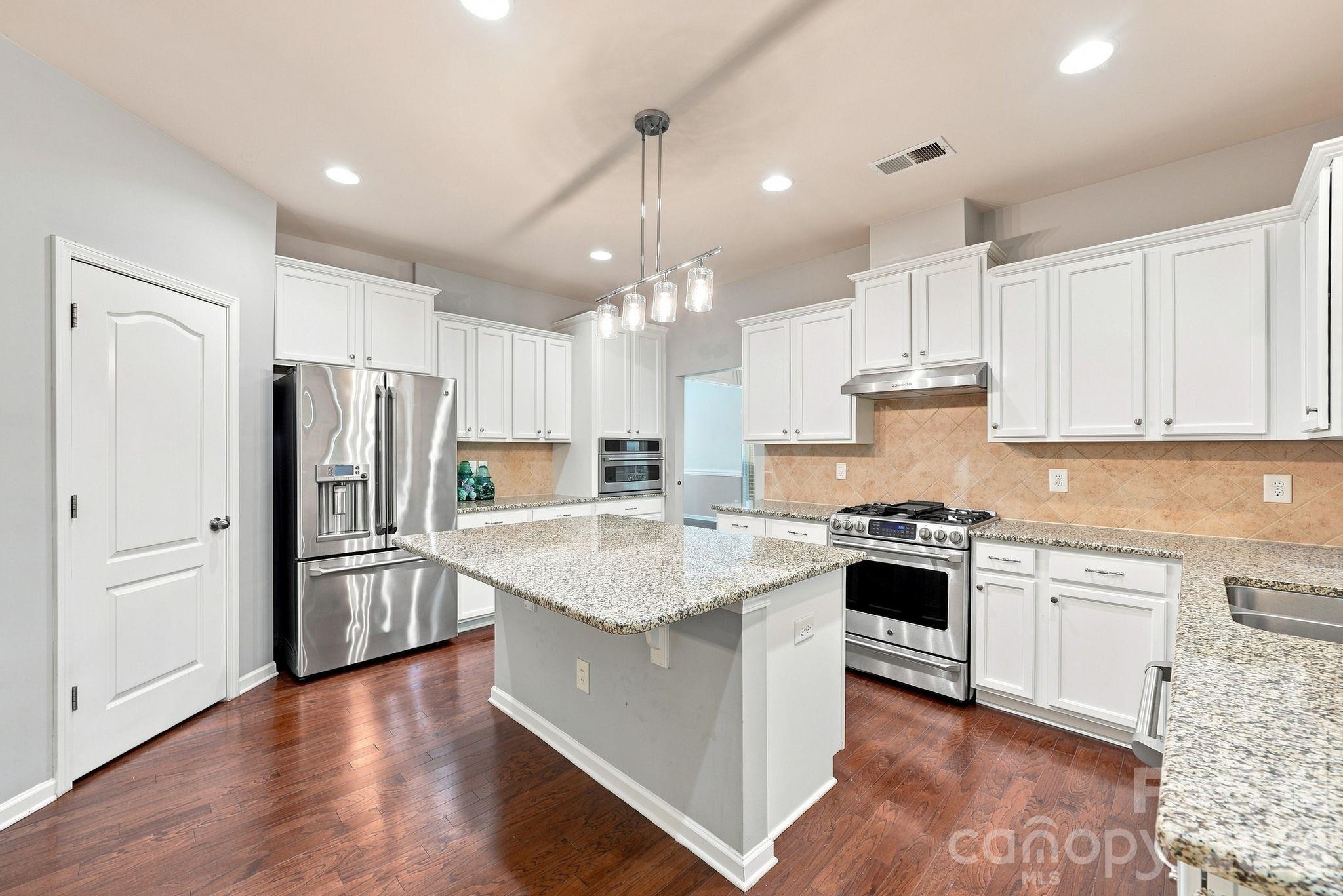 4852 Pepper Drive Property Photo 15