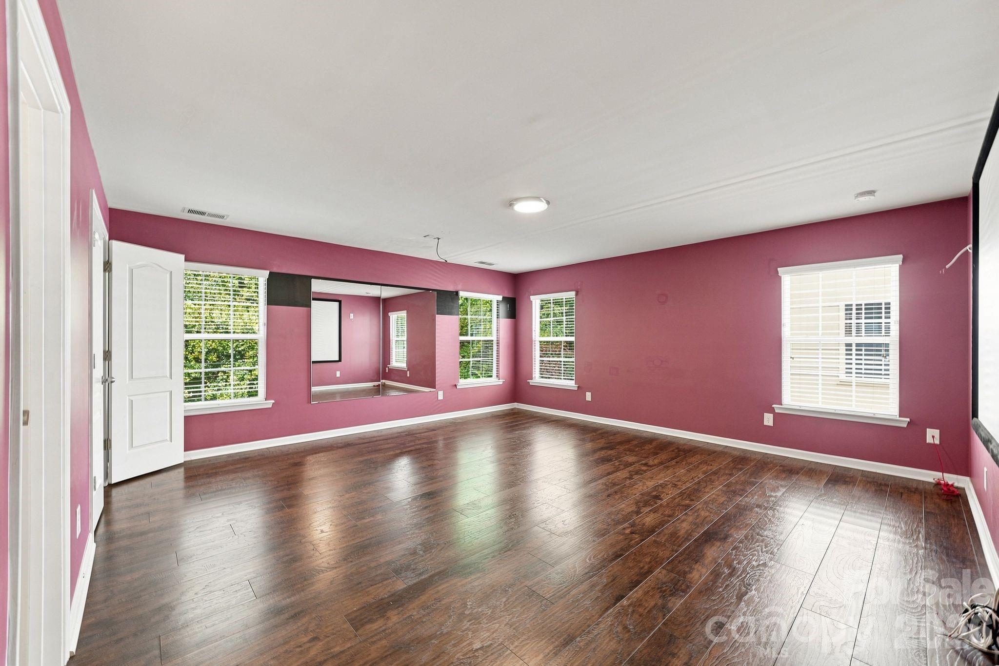 4852 Pepper Drive Property Photo 31