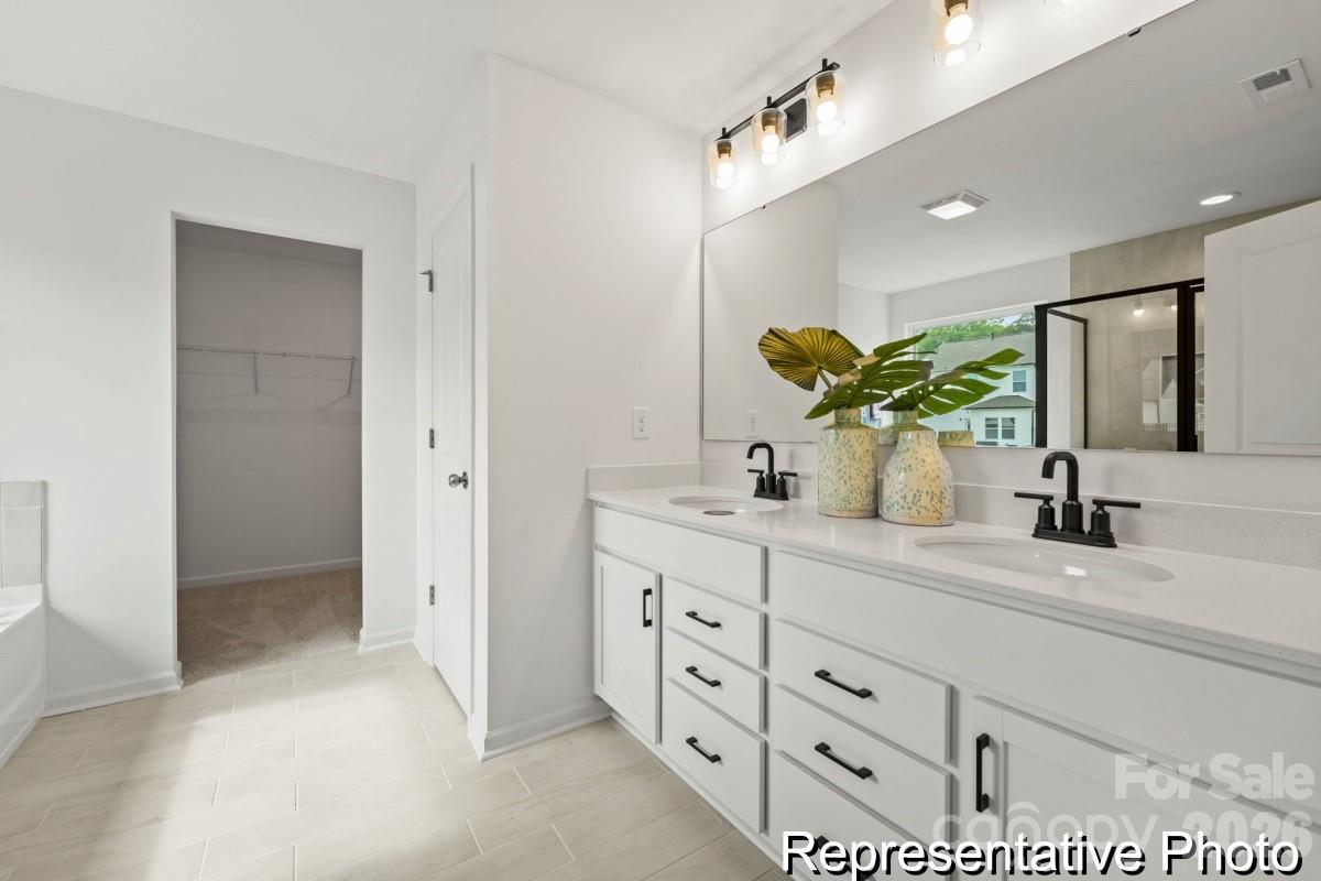 136 Pembroke Way 23 Property Photo 15