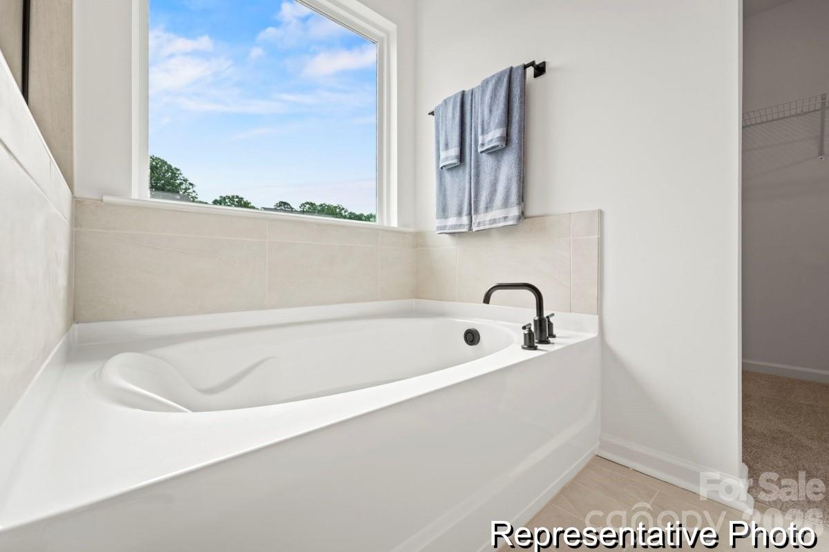 136 Pembroke Way 23 Property Photo 18
