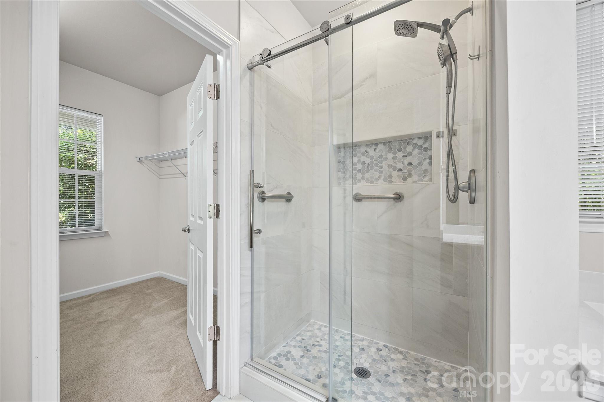 5914 Kirkwynd Commons Drive Property Photo 11