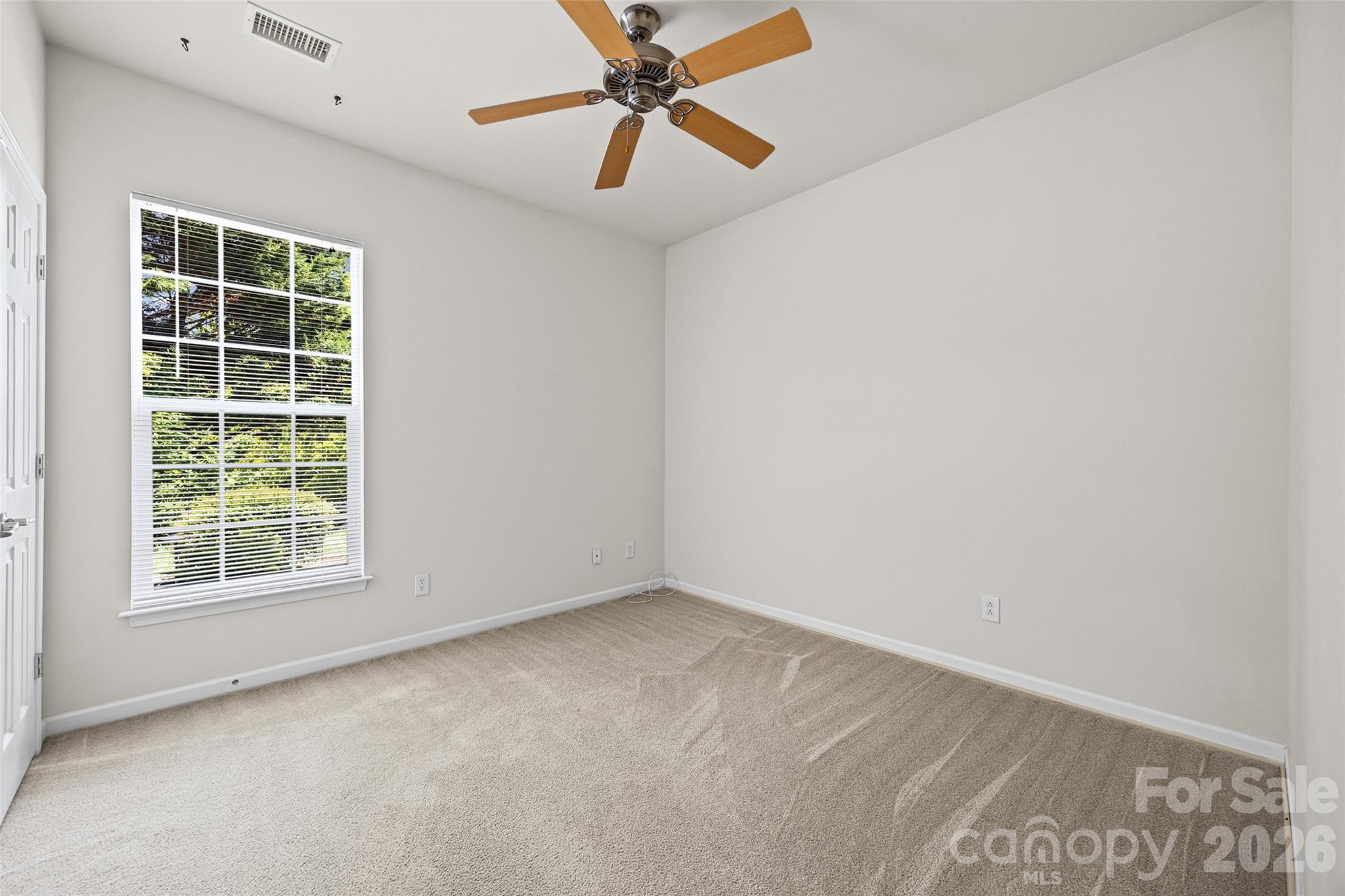 5914 Kirkwynd Commons Drive Property Photo 19