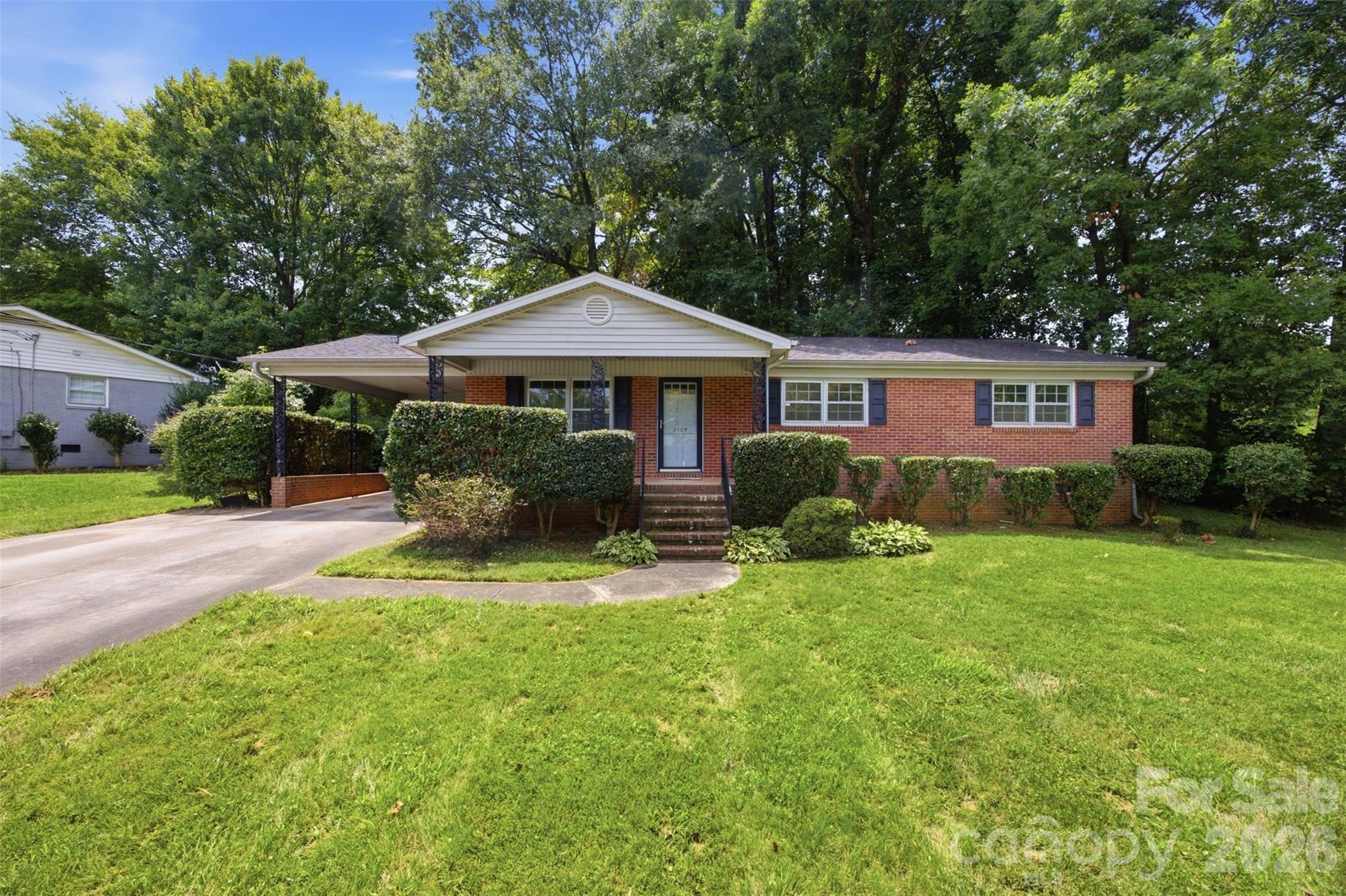 2105 Helen Drive Property Photo 1