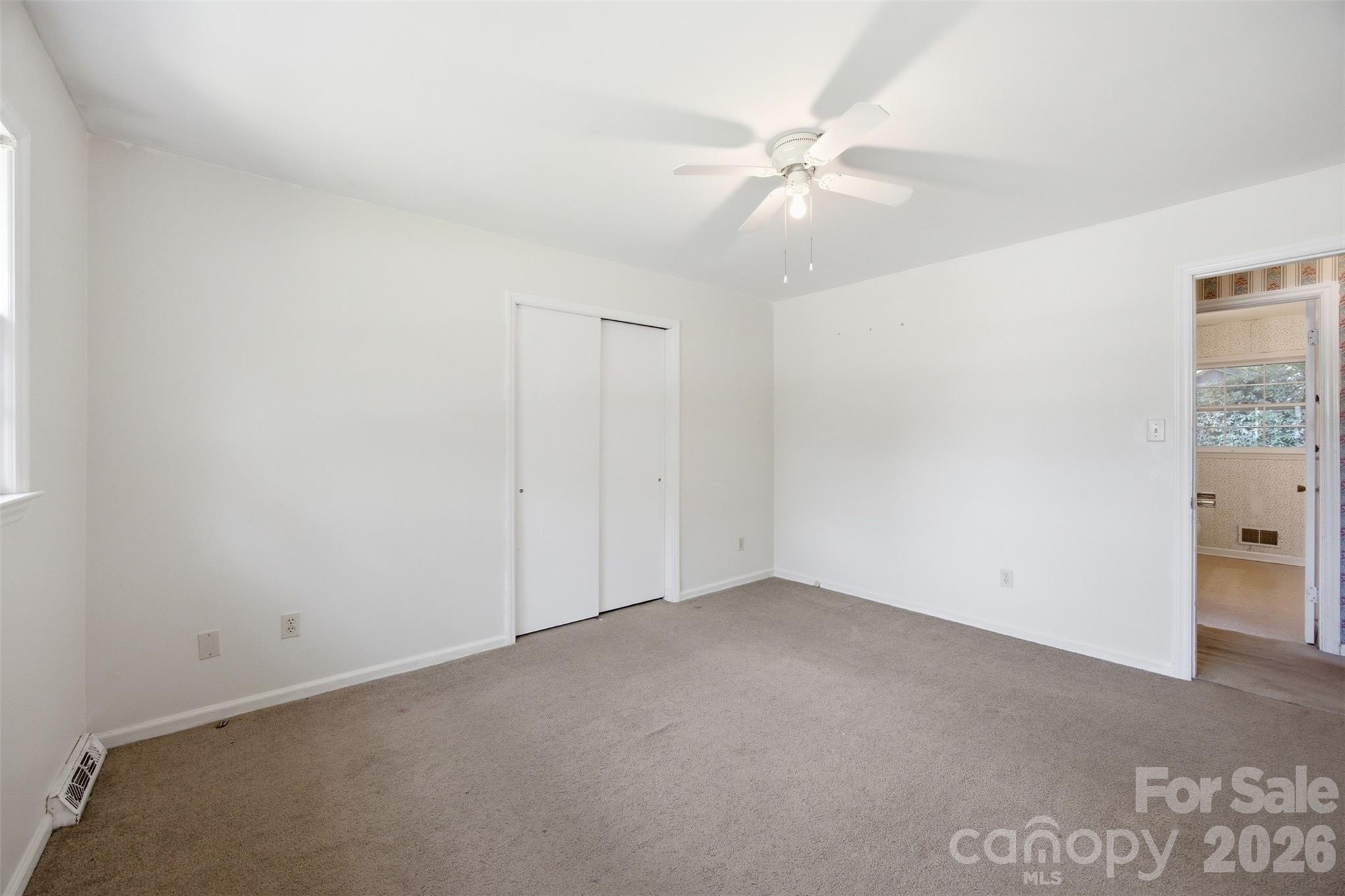2105 Helen Drive Property Photo 16
