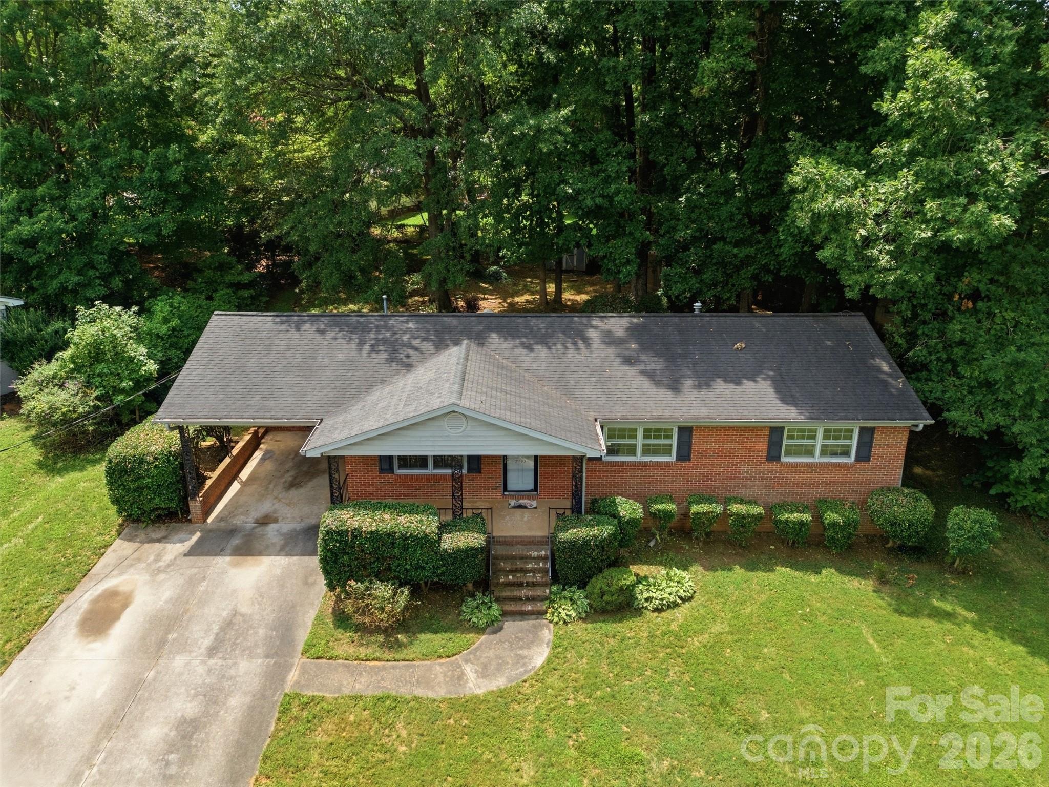 2105 Helen Drive Property Photo 24