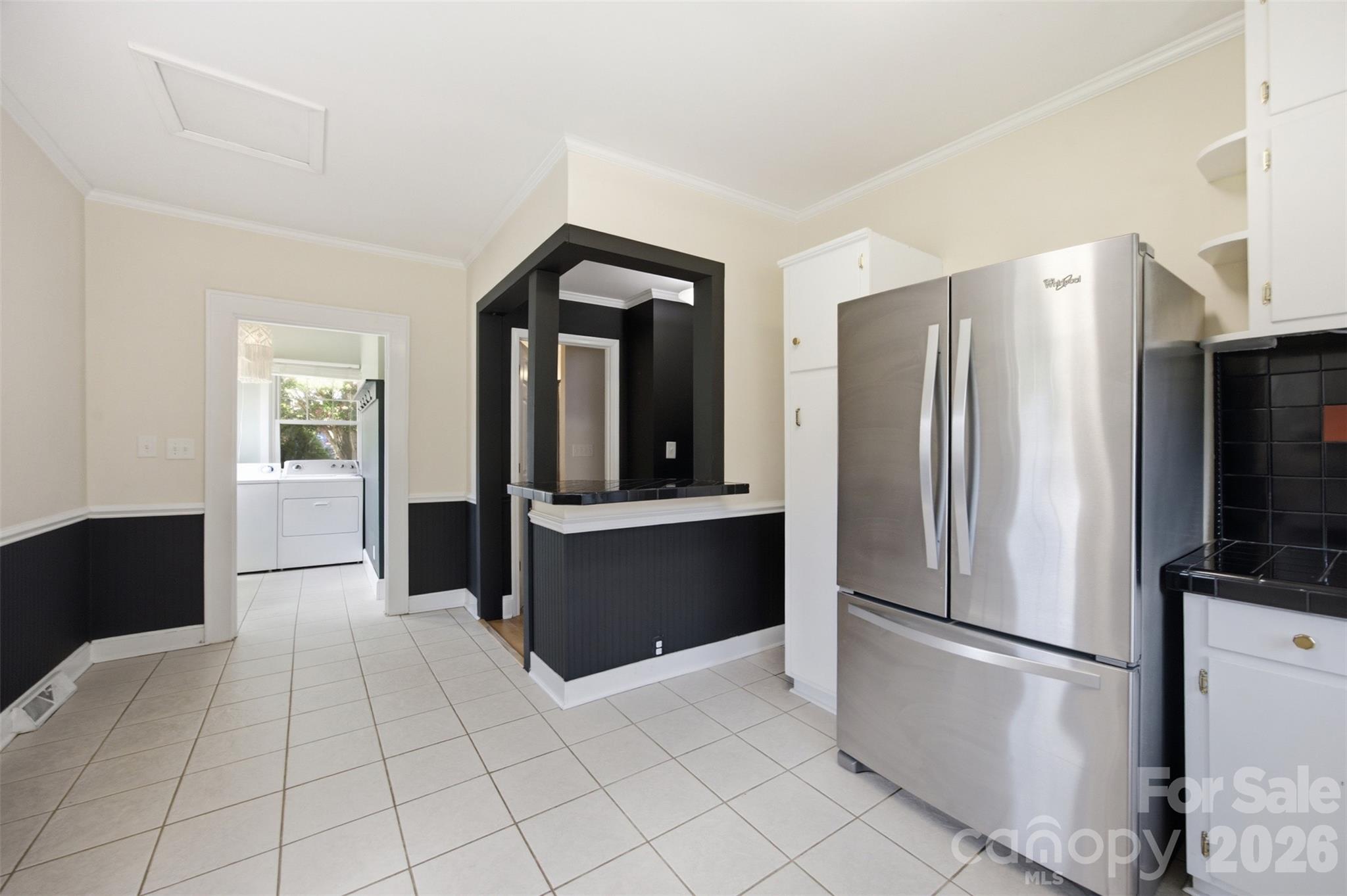 101 Sunset Drive Property Photo 8