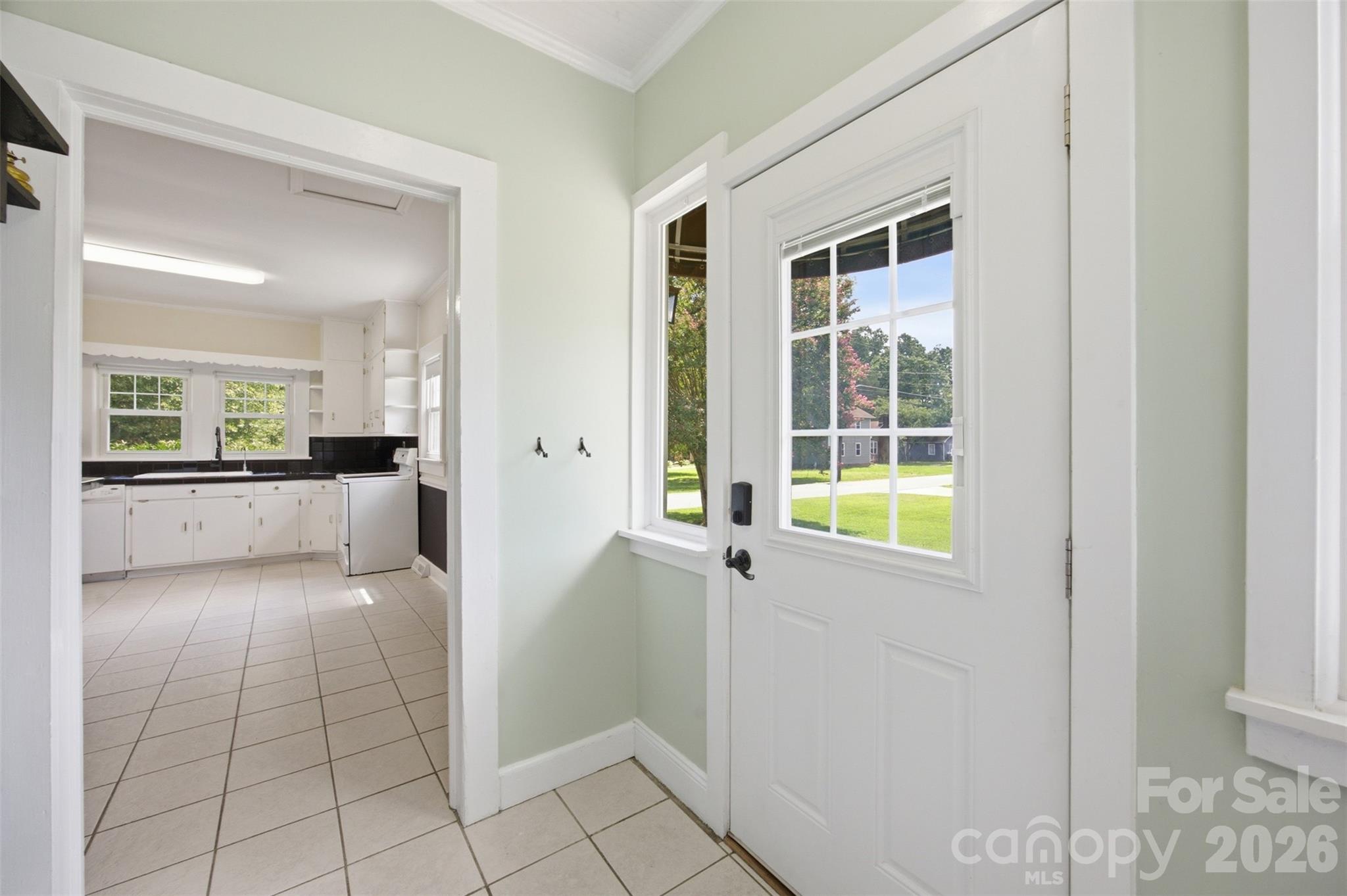 101 Sunset Drive Property Photo 11