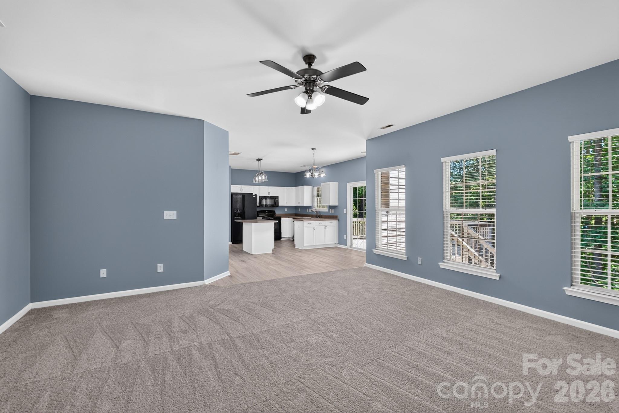 728 Knightswood Road Property Photo 16